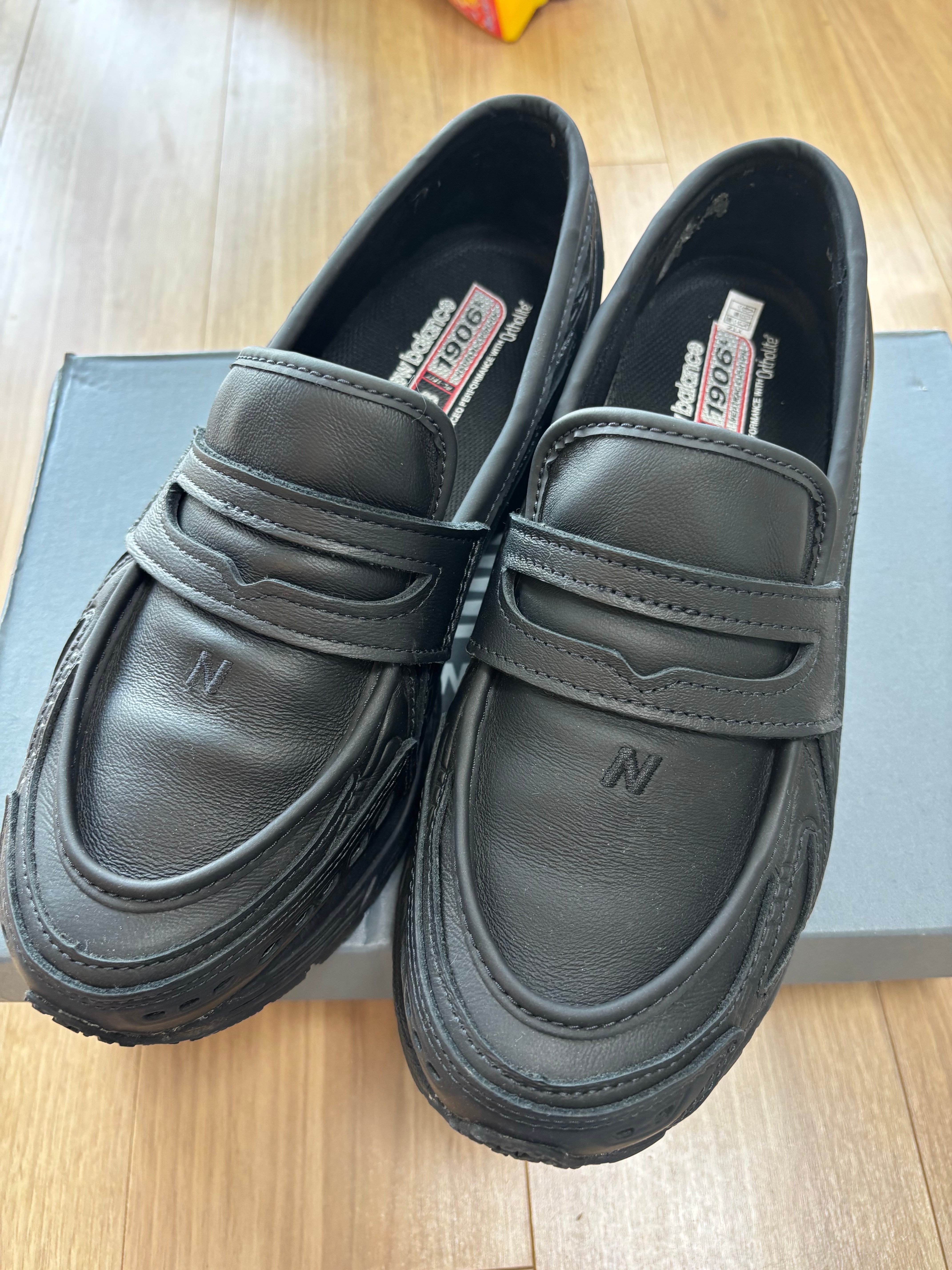 New Balance 1906L "Triple Black"