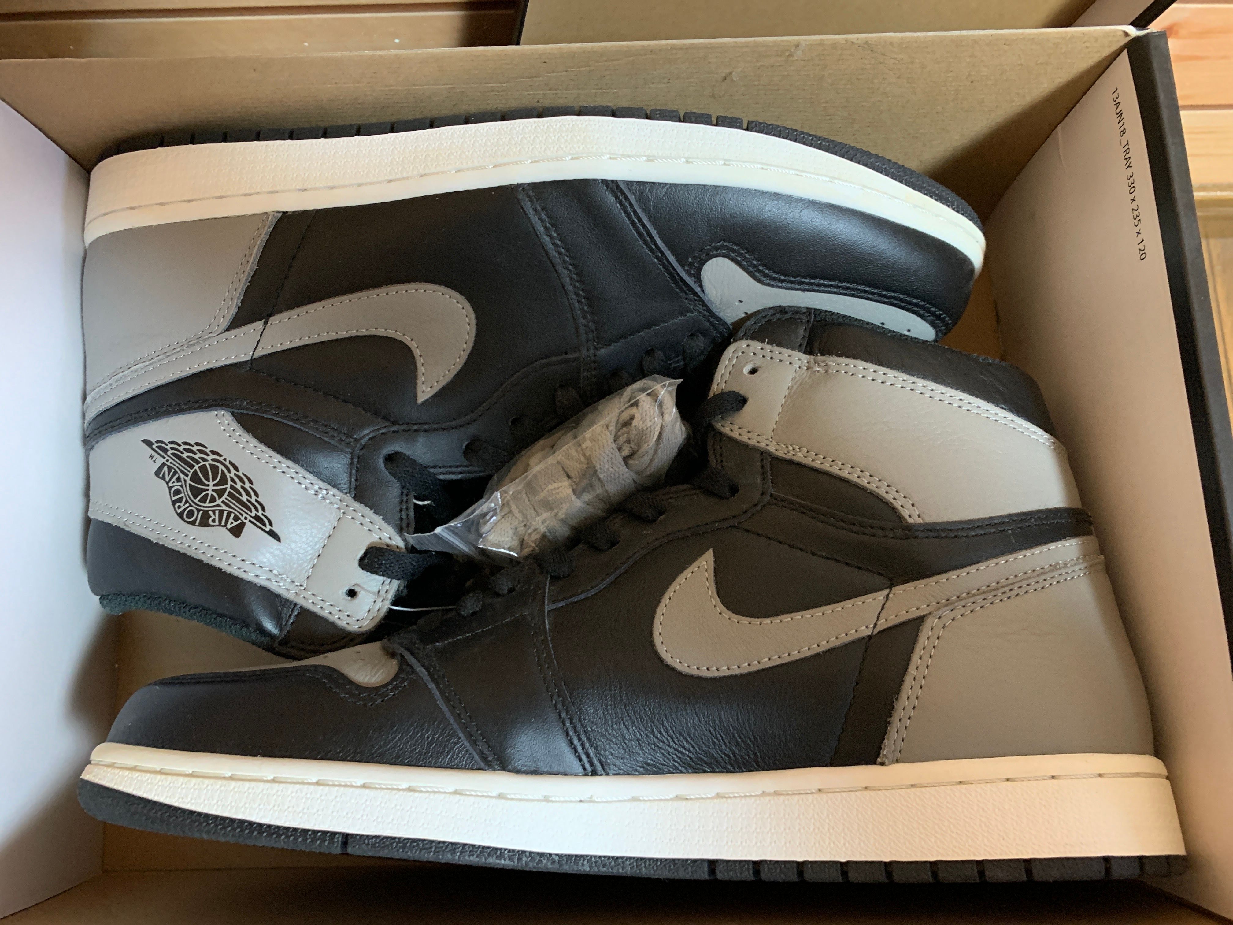 Nike Air Jordan 1 Retro High OG "Shadow"(2018)