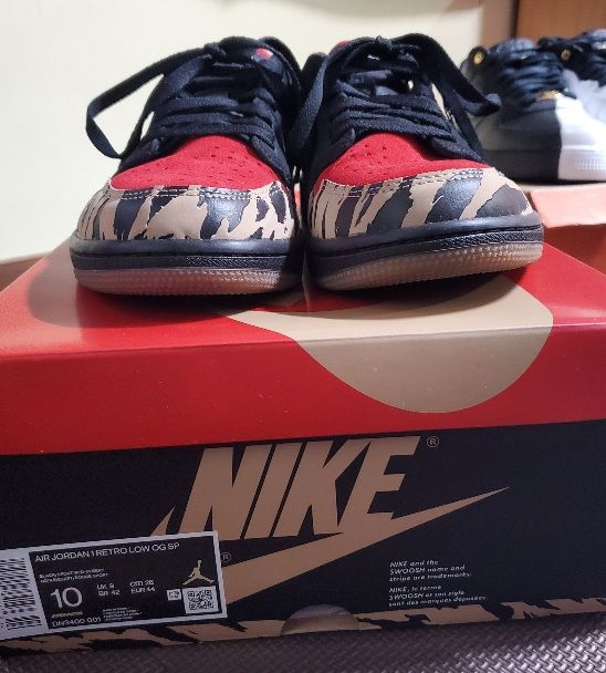 Sole Fly × Nike Air Jordan 1 Low "Black and Sport Red"