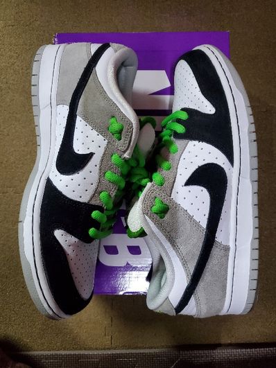 Nike SB Dunk Low "Chlorophyll"