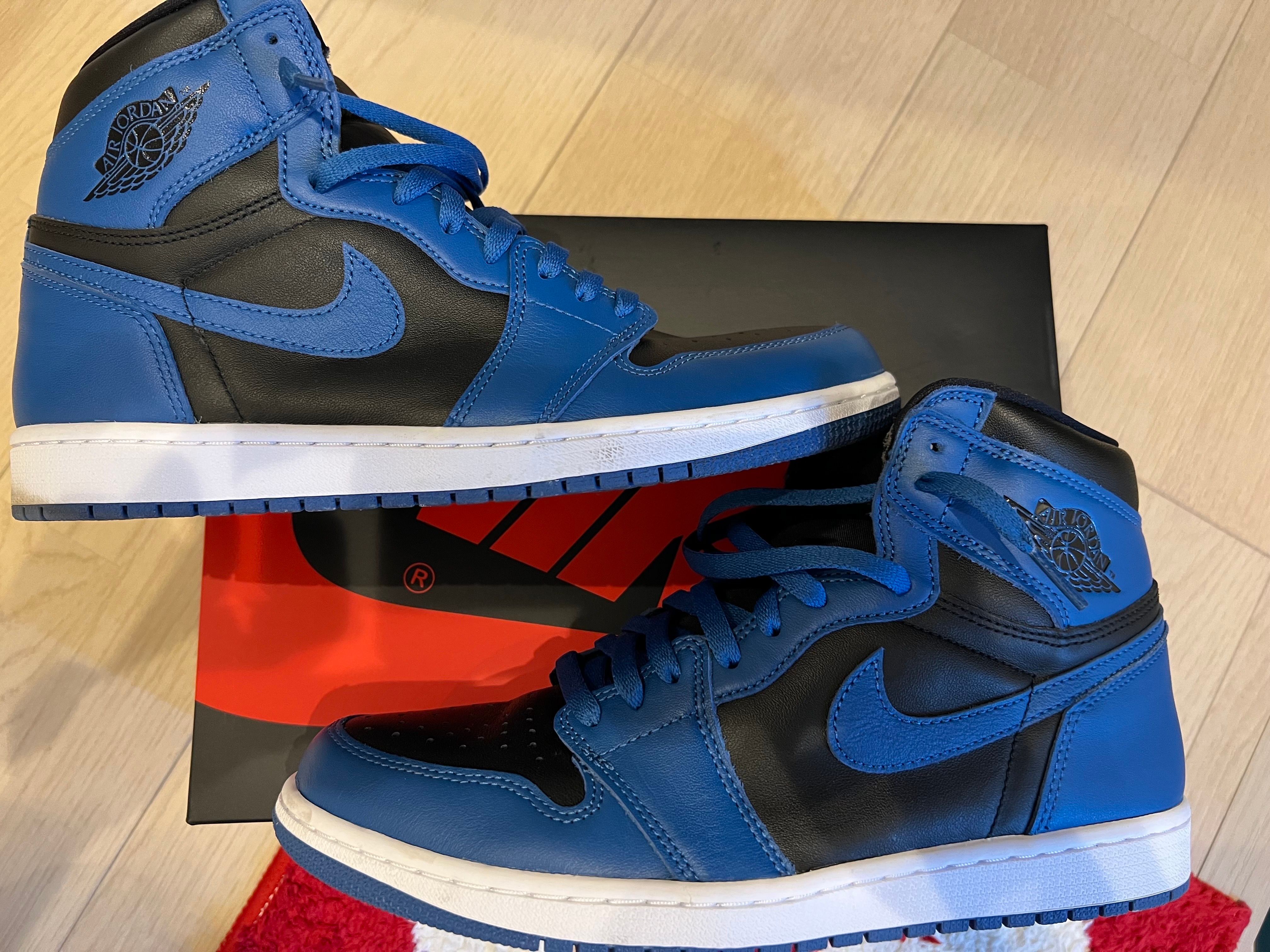 Nike Air Jordan 1 Retro High OG "Dark Marina Blue"