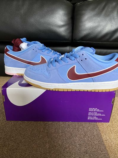 Nike SB Dunk Low Pro "Philadelphia Phillies/Valor Blue and Team Maroon"