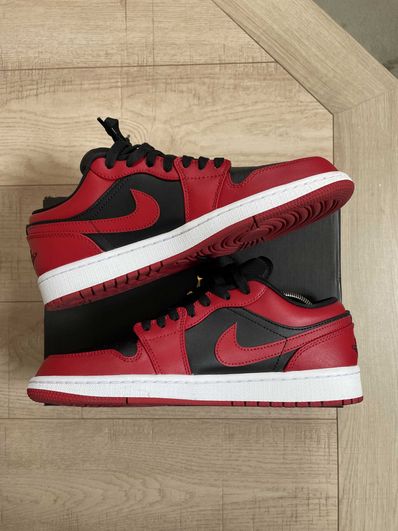 Nike Air Jordan 1 Low "Varsity Red"