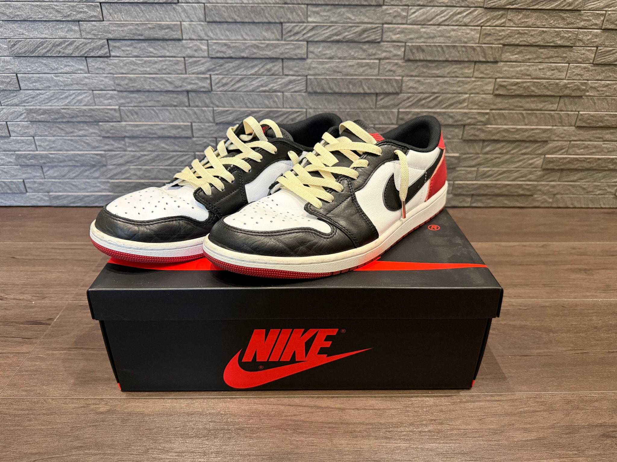 Nike Air Jordan 1 Retro Low OG "Black Toe"