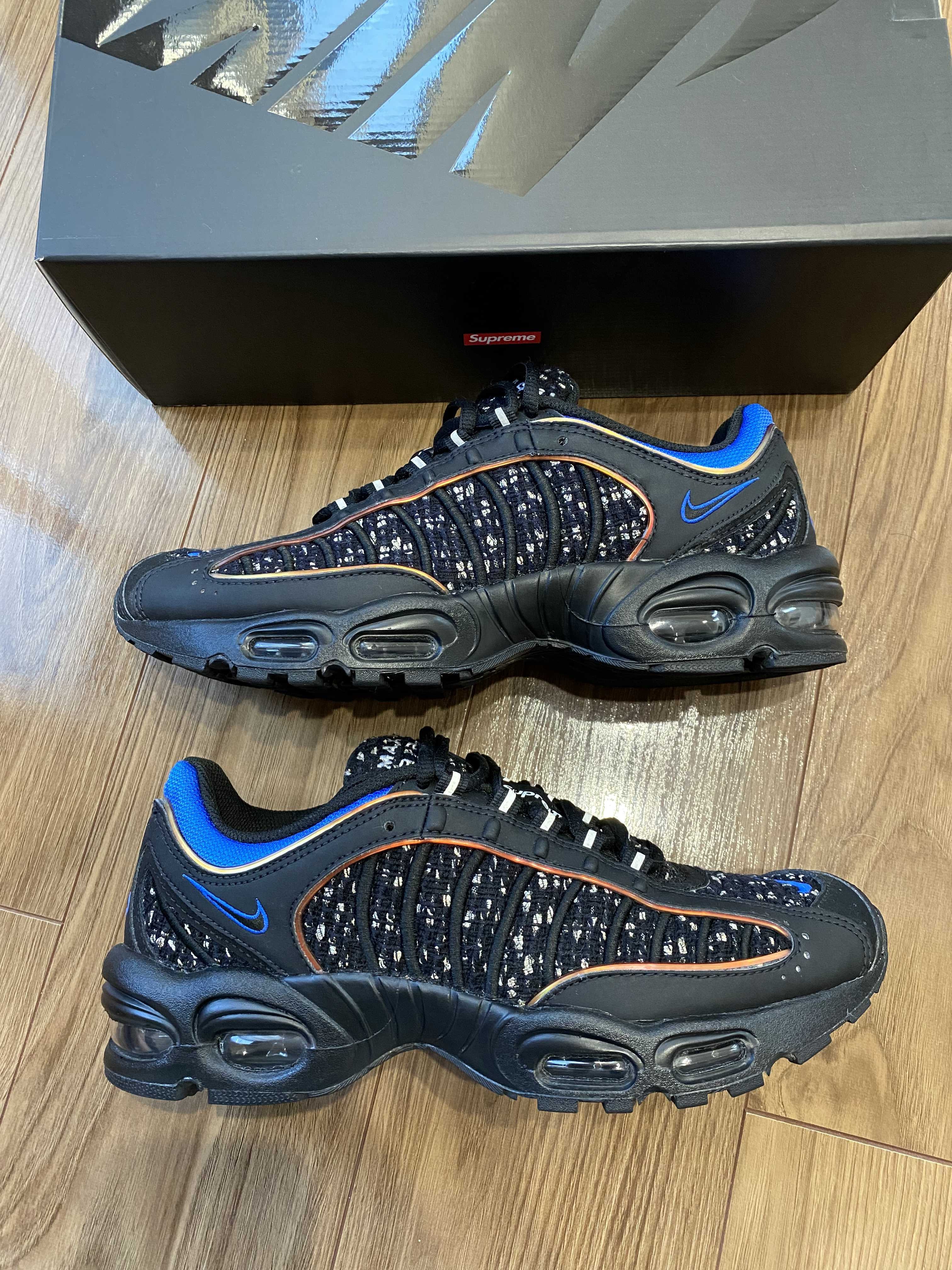 Supreme × Nike Air Max Tailwind 4 "Black"