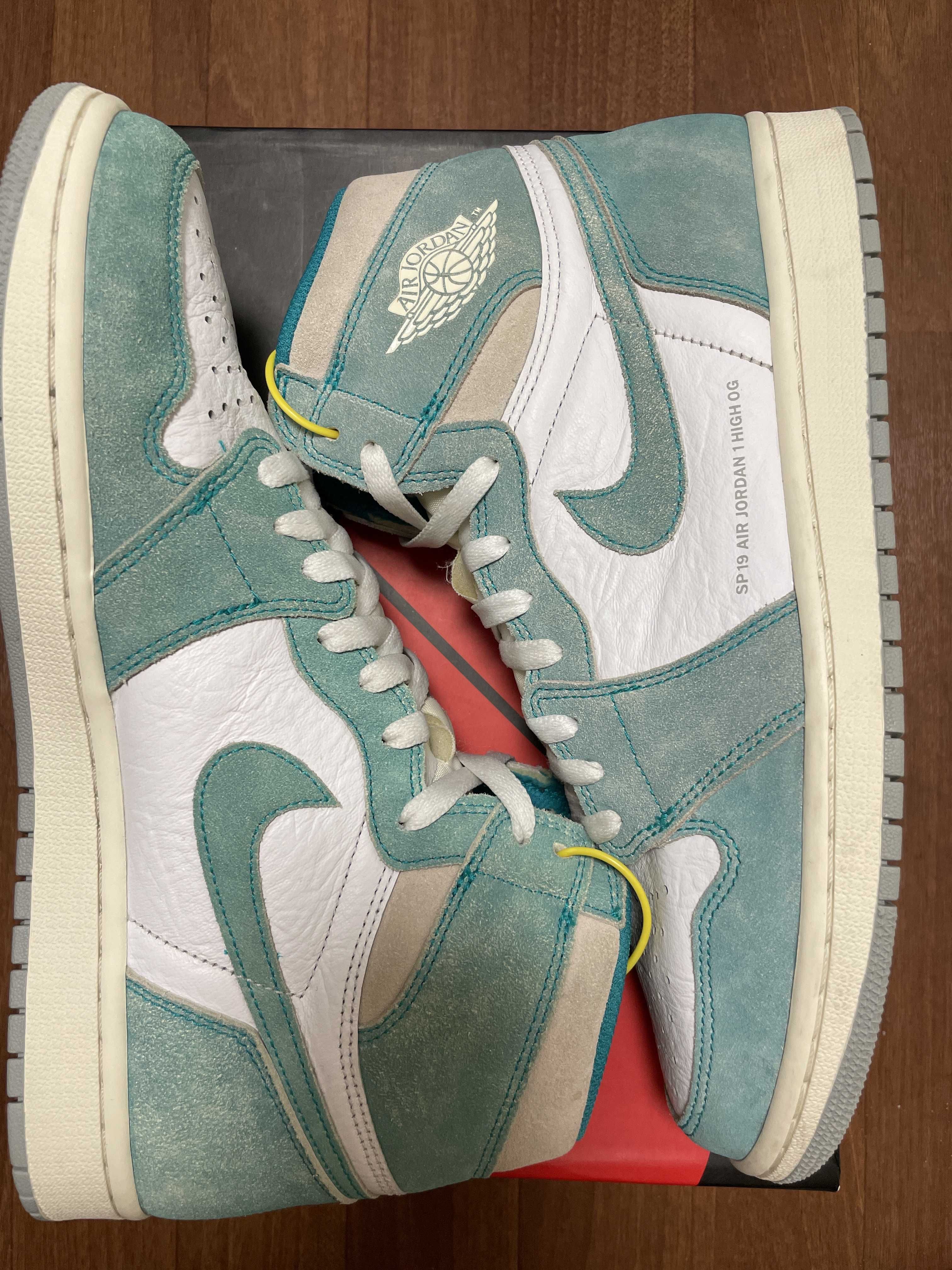 Nike Air Jordan 1 Retro High OG "Turbo Green"