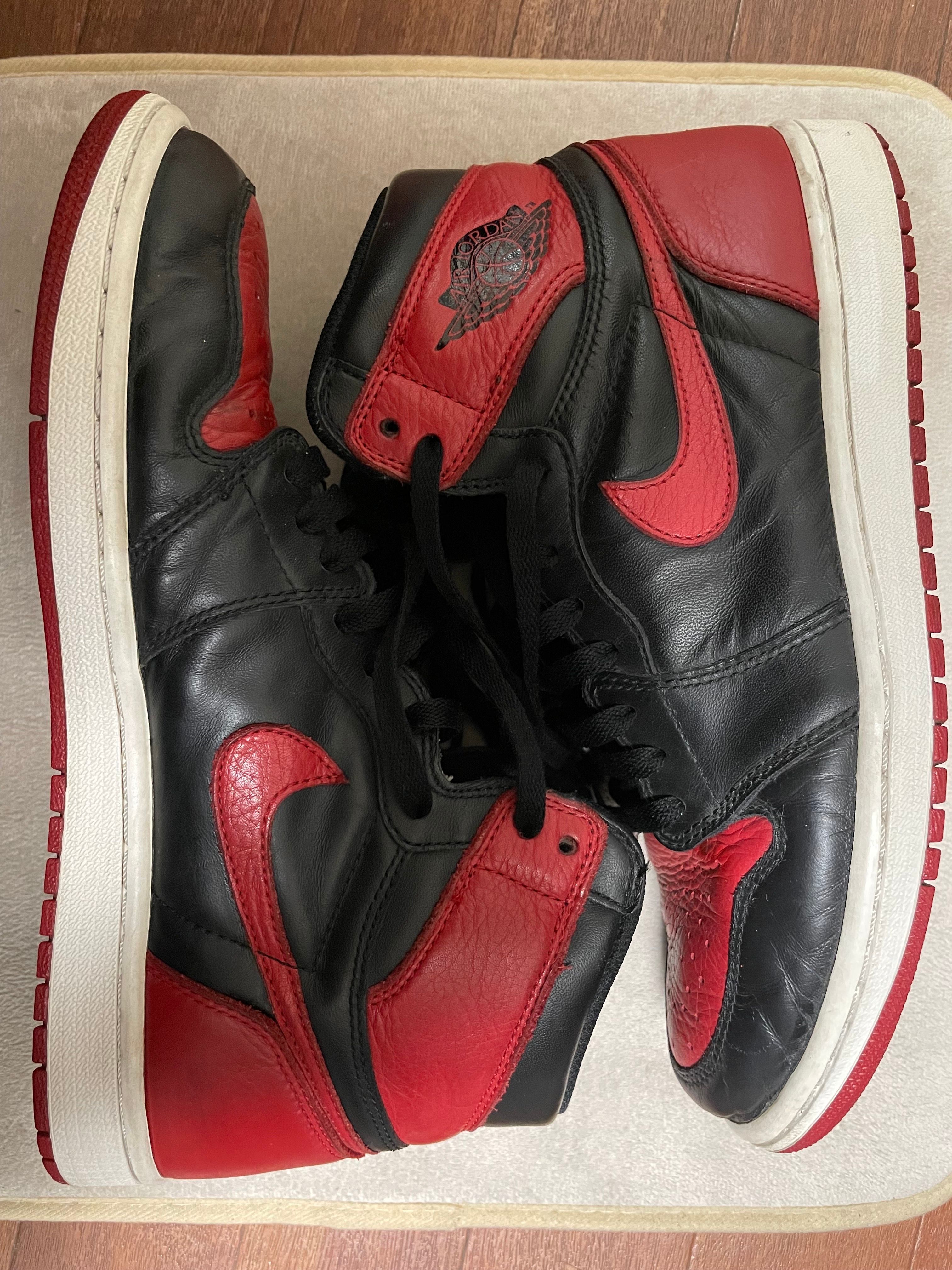 Nike Air Jordan 1 Retro High OG "Bred/Banned" (2016)