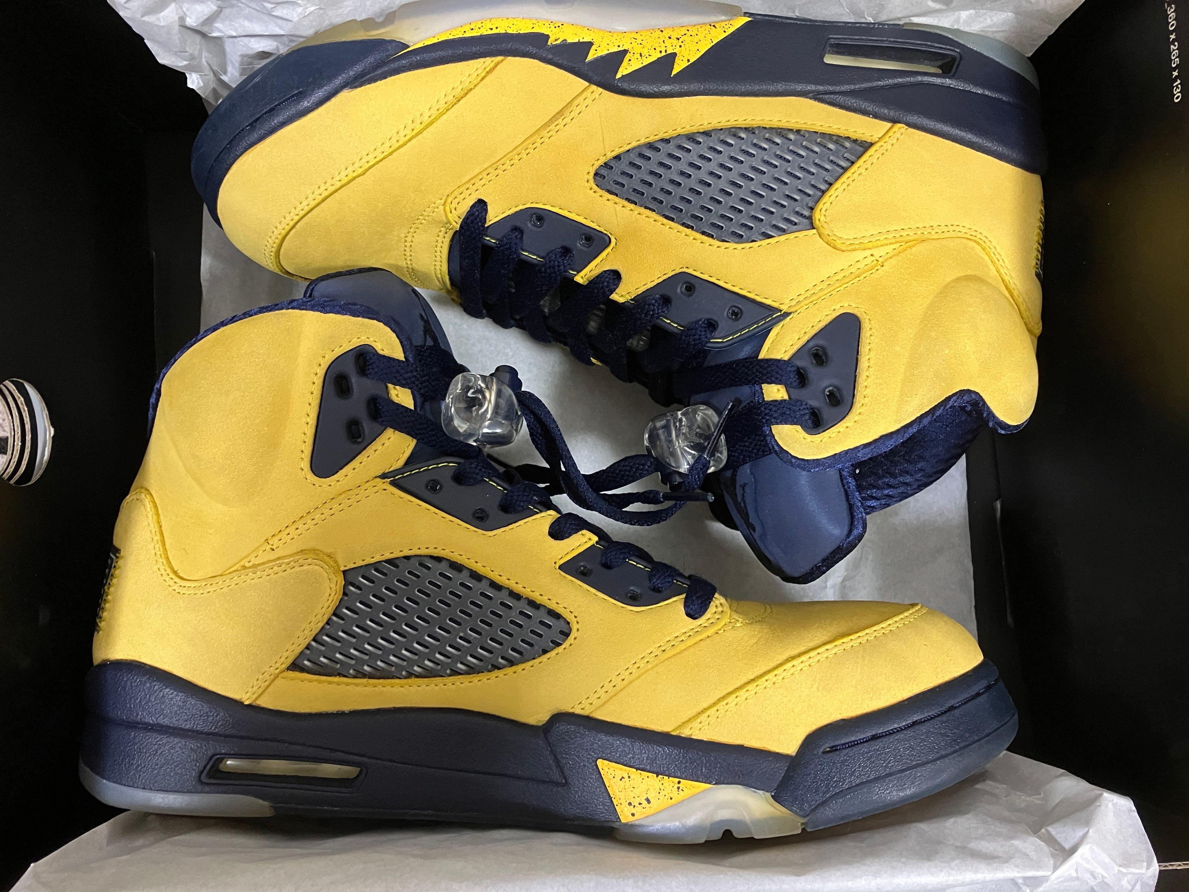 Nike Air Jordan 5 "Michigan"