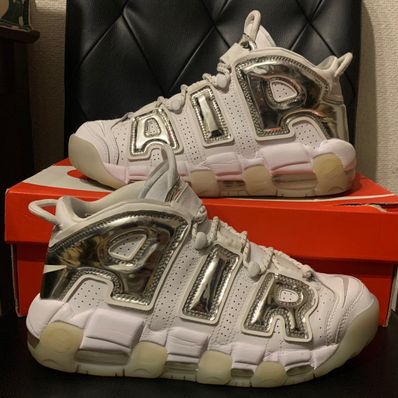 NIKE Women's AIR MORE UPTEMPO CHROME WHITE/SILVER