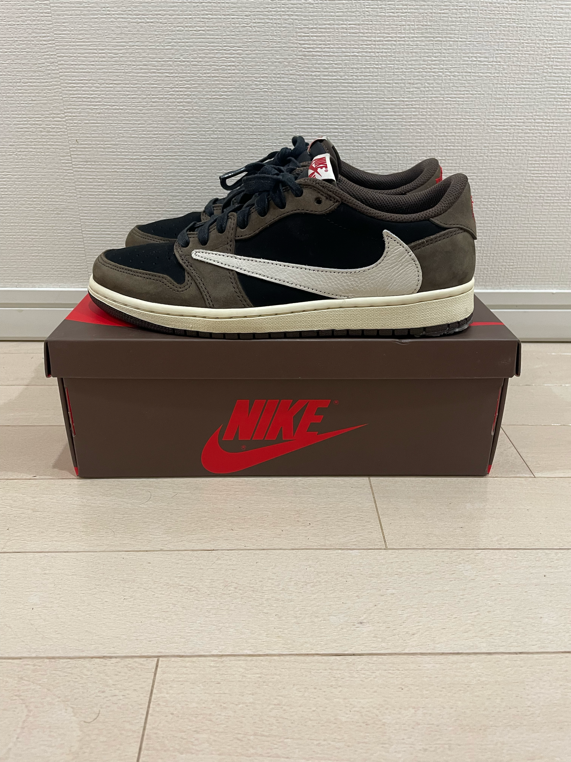 Travis Scott × Nike Air Jordan 1 Low OG SP-T  "Black/Dark Mocha"