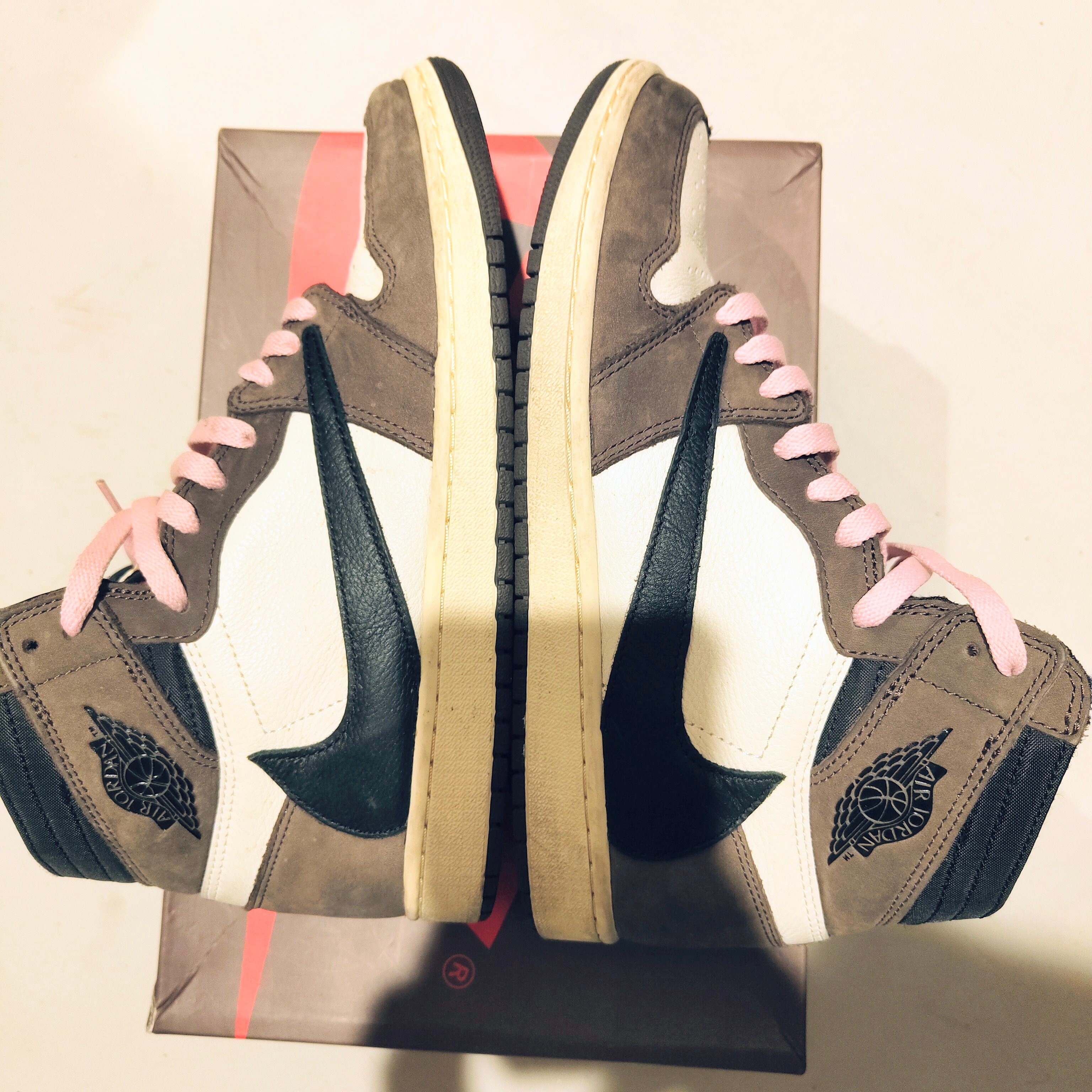 Travis Scott × Nike Air Jordan 1 Retro High OG TS SP "Sail/Dark Mocha"