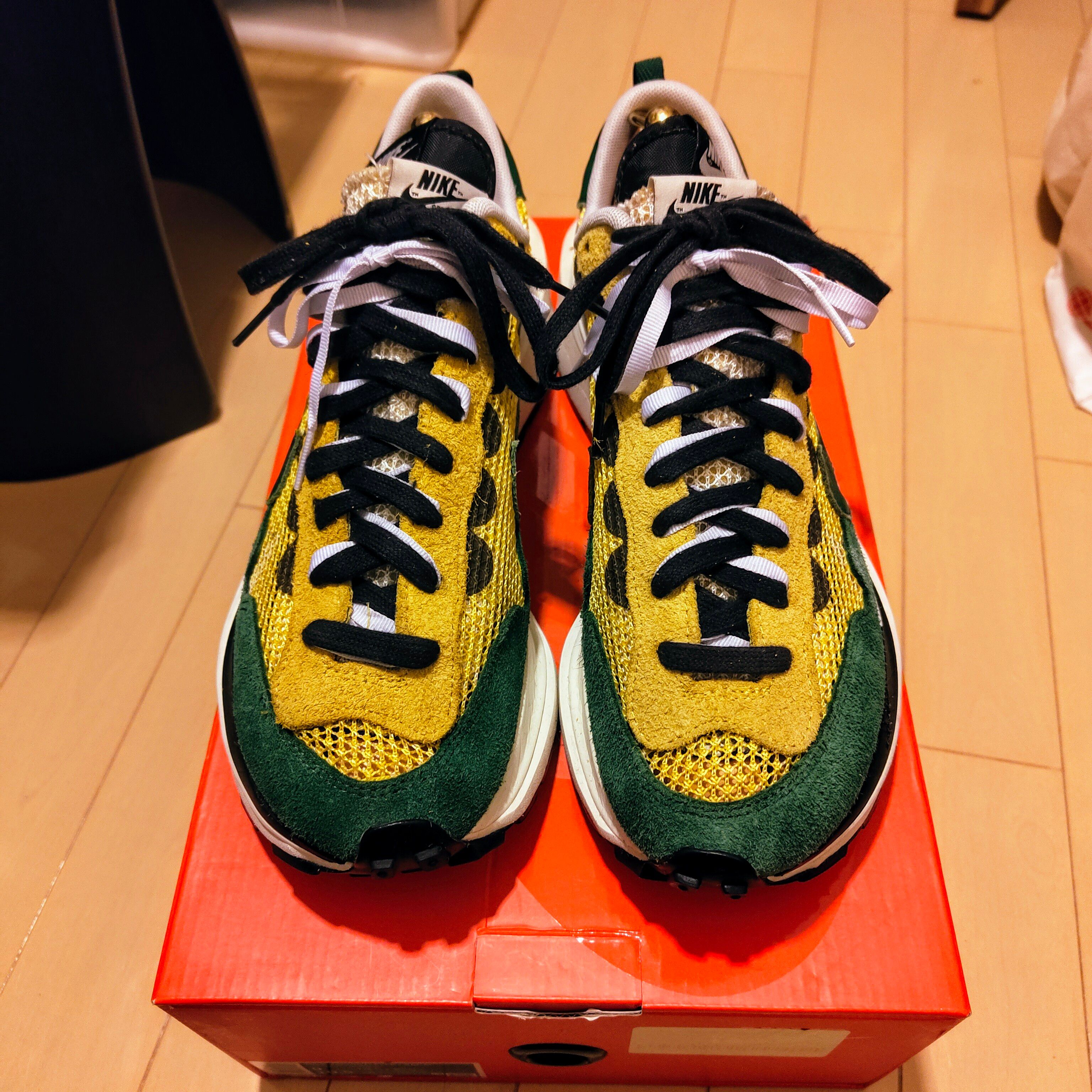 sacai × Nike Vapor Waffle "Tour Yellow/Stadium Green-Sail"