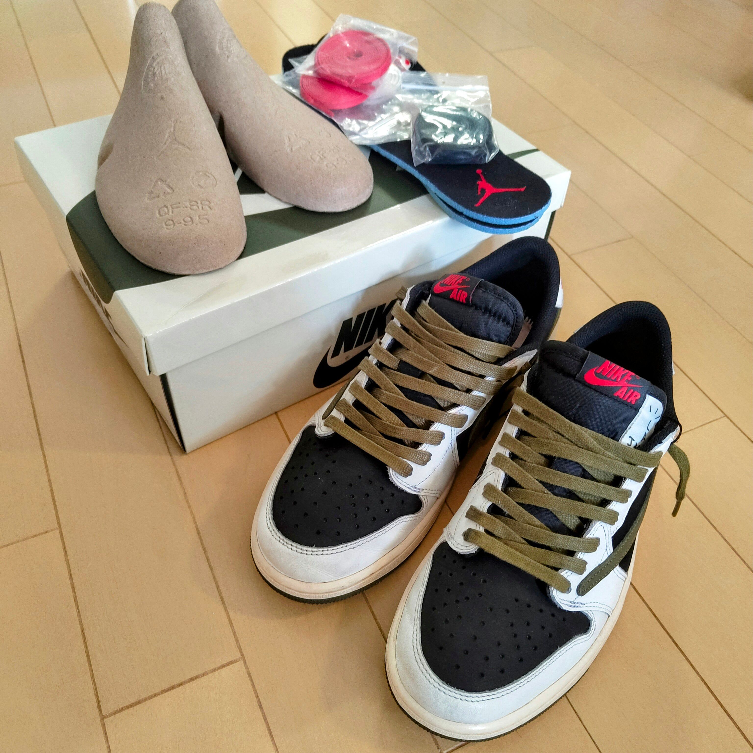 Travis Scott × Nike Women's Air Jordan 1 Low OG "Medium Olive"