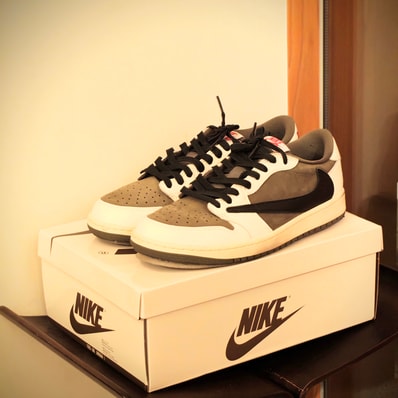 Travis Scott × Nike Air Jordan 1 Low OG SP "Reverse Olive"