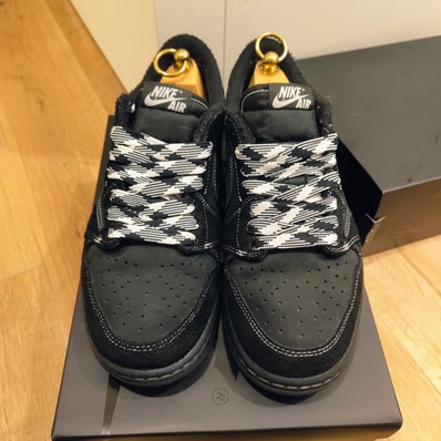 Travis Scott × Nike Air Jordan 1 Low OG SP "Black Phantom"