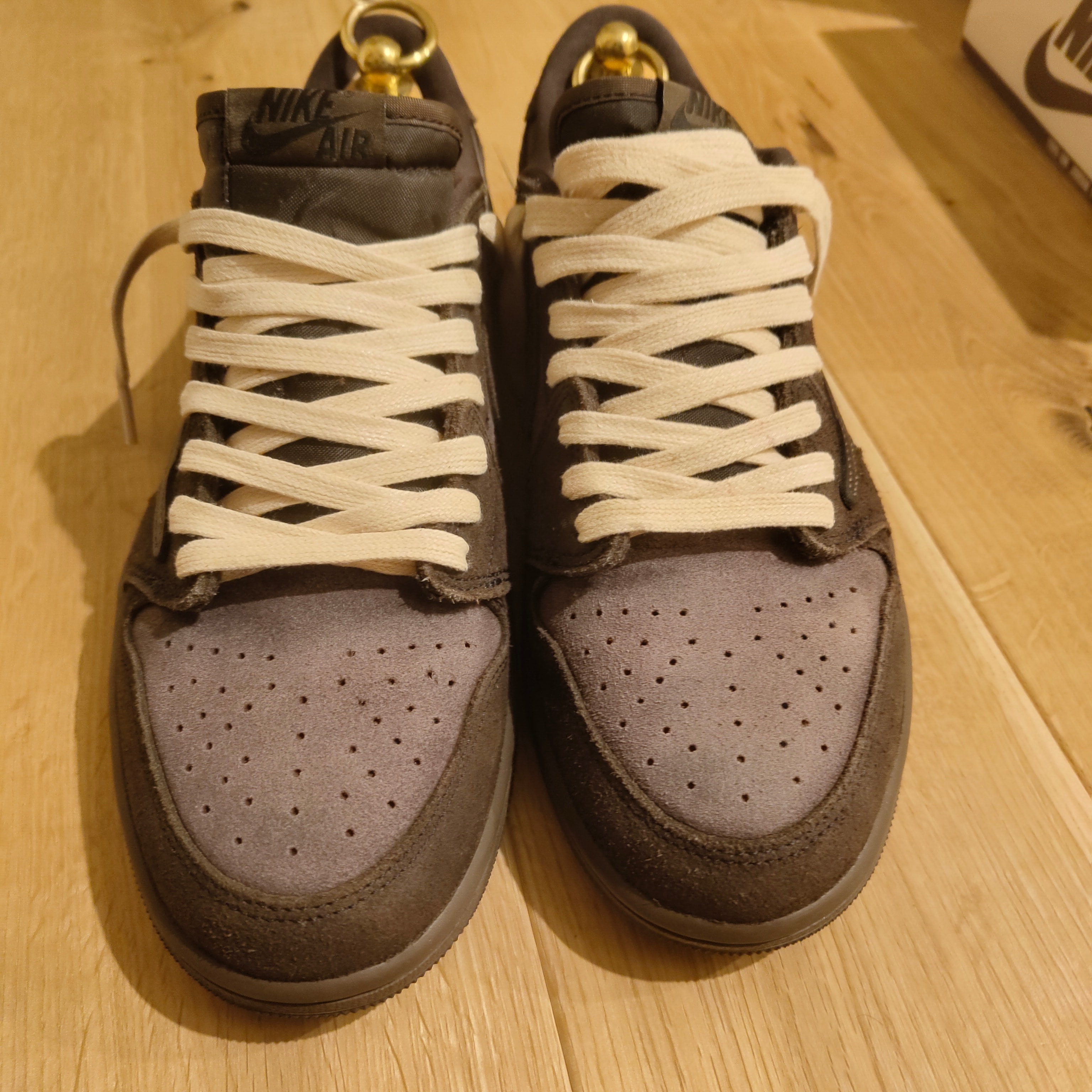 Travis Scott × Nike Air Jordan 1 Low OG SP "Velvet Brown and Dark Mocha"