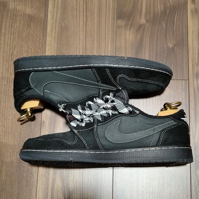 Travis Scott × Nike Air Jordan 1 Low OG SP "Black Phantom"