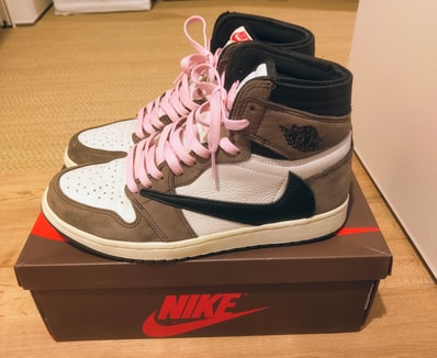 Travis Scott × Nike Air Jordan 1 Retro High OG TS SP "Sail/Dark Mocha"