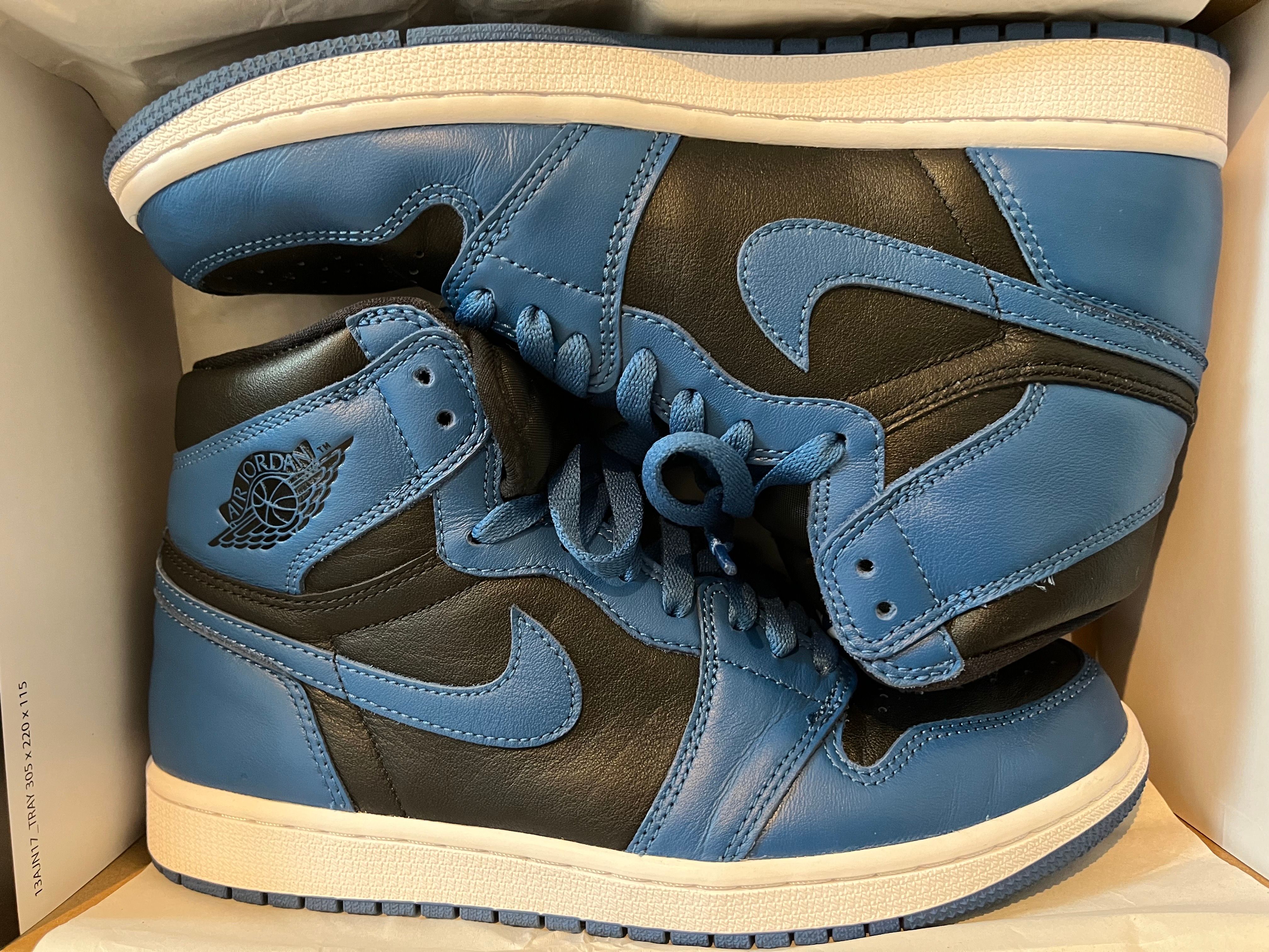 Nike Air Jordan 1 Retro High OG "Dark Marina Blue"