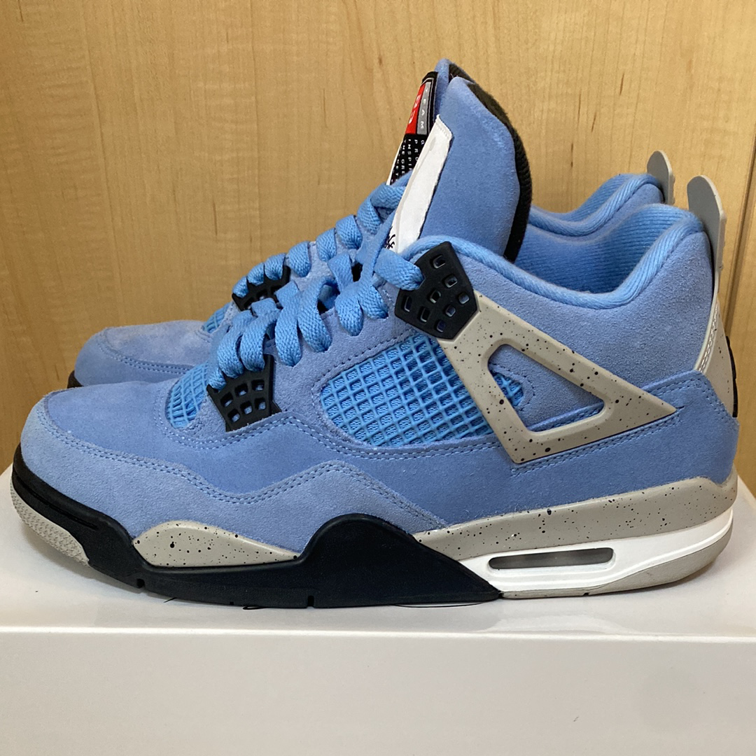 Nike Air Jordan 4 "University Blue"