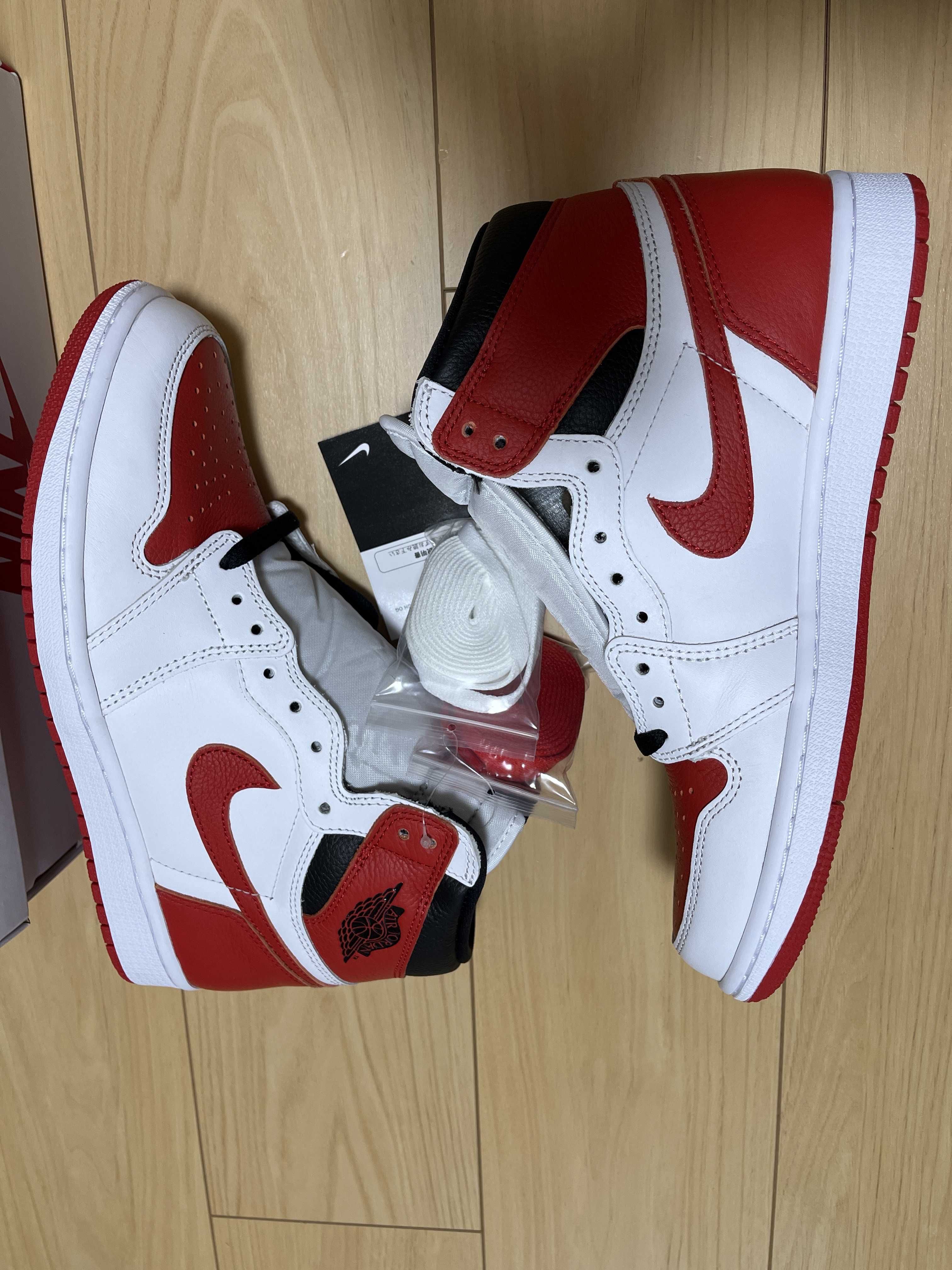 Nike Air Jordan 1 High OG "Heritage"