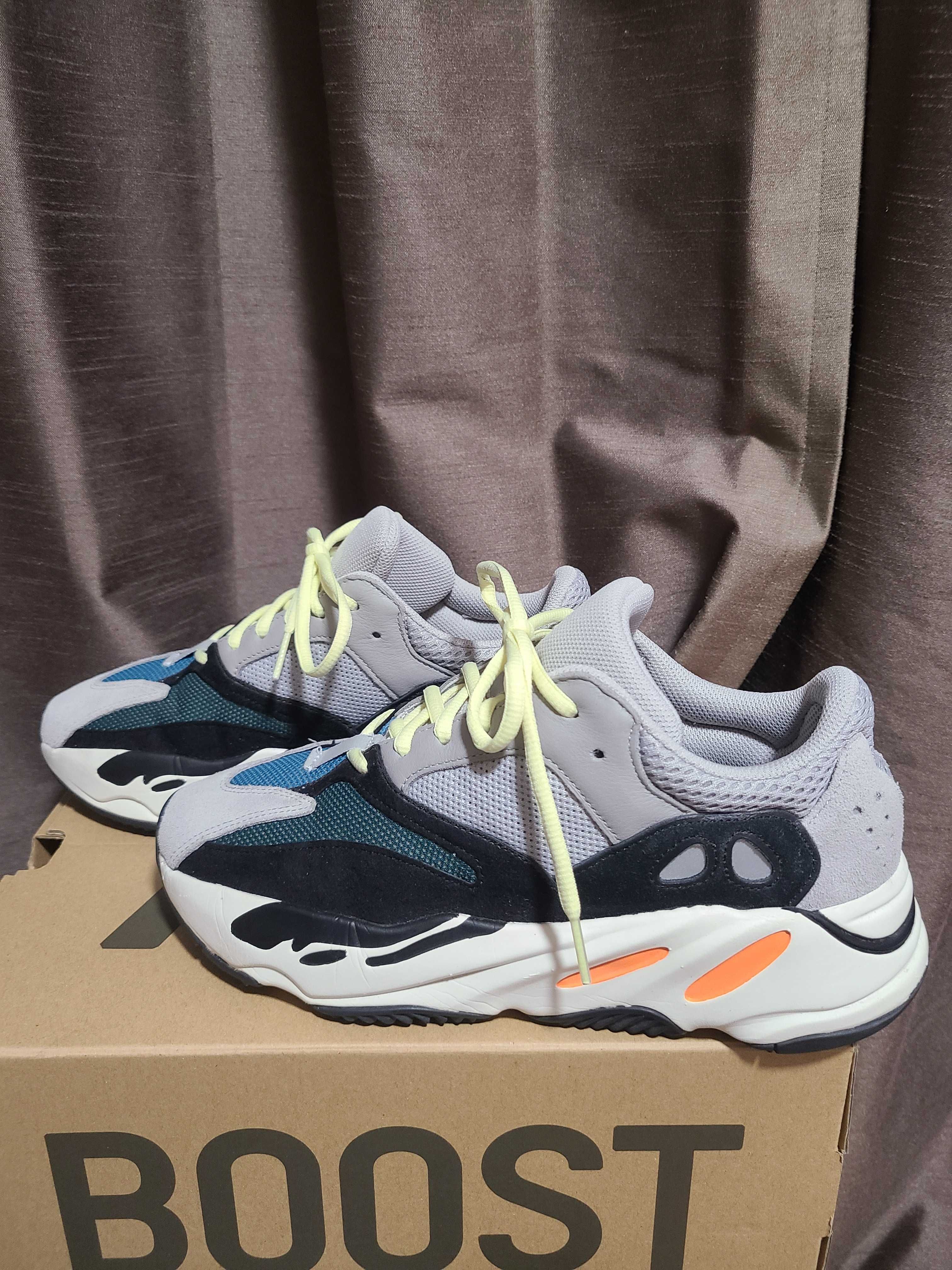 adidas YEEZY Boost 700 "Wave Runner"