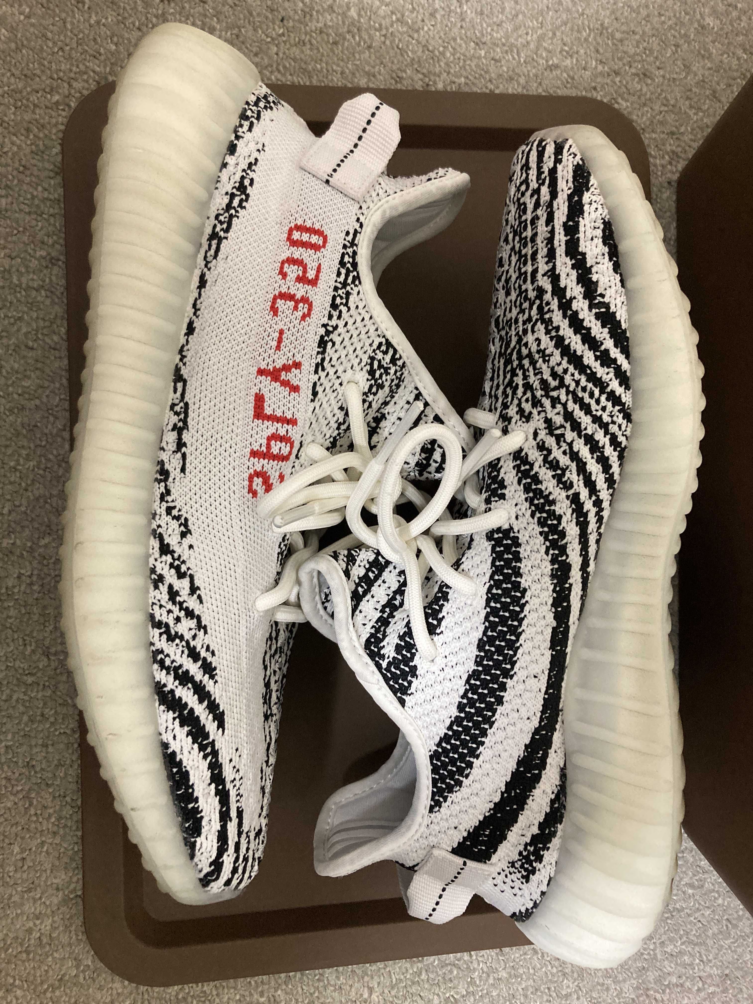 adidas YEEZY Boost 350 V2 "Zebra"