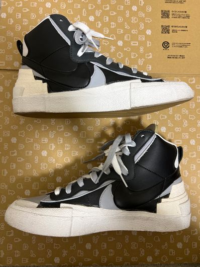 sacai × NIKE BLAZER MID "BLACK/WOLF GREY/WHITE"