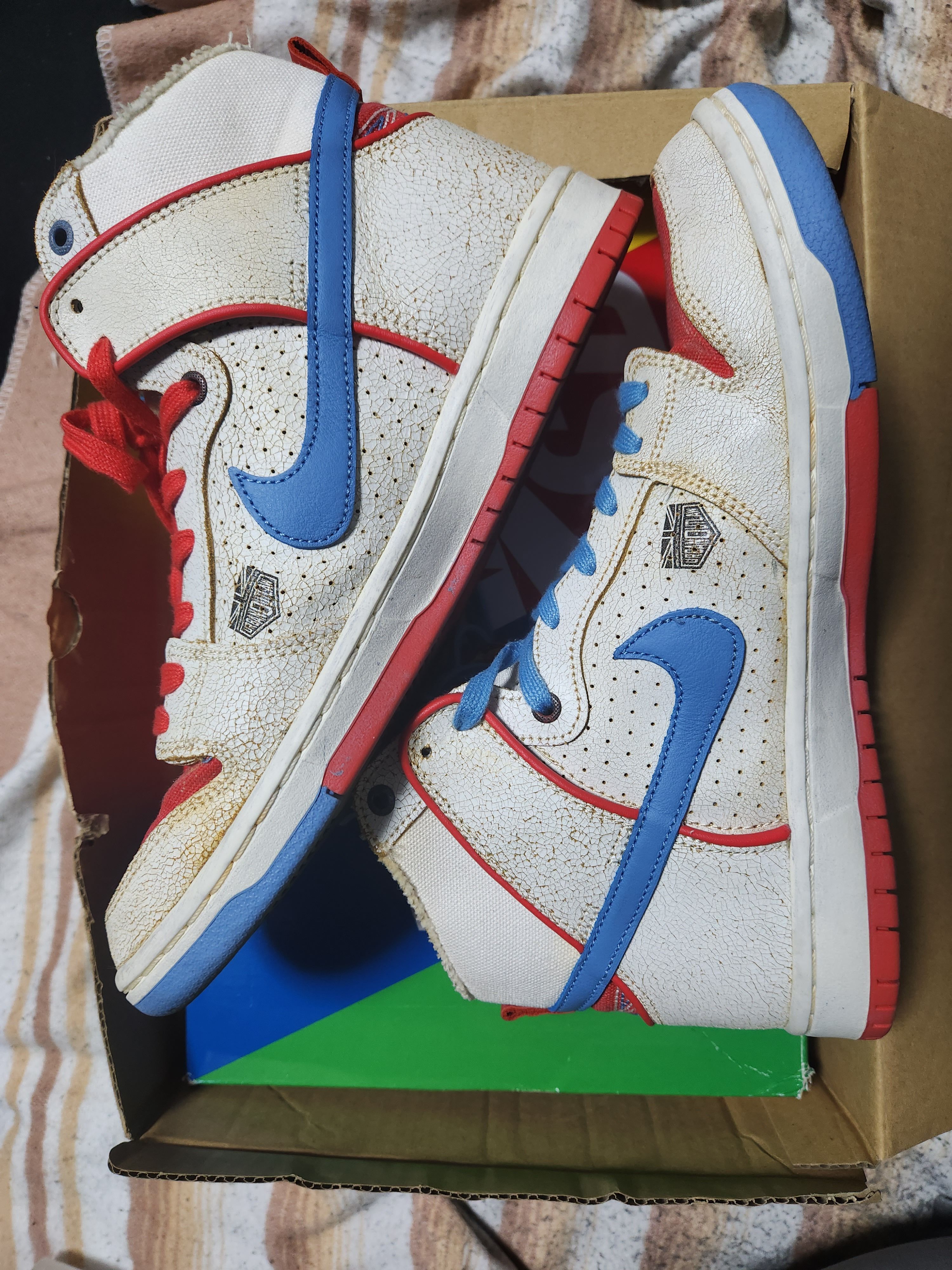 Magnus Walker x Nike SB Dunk High "1971 Porche 911 T 277"