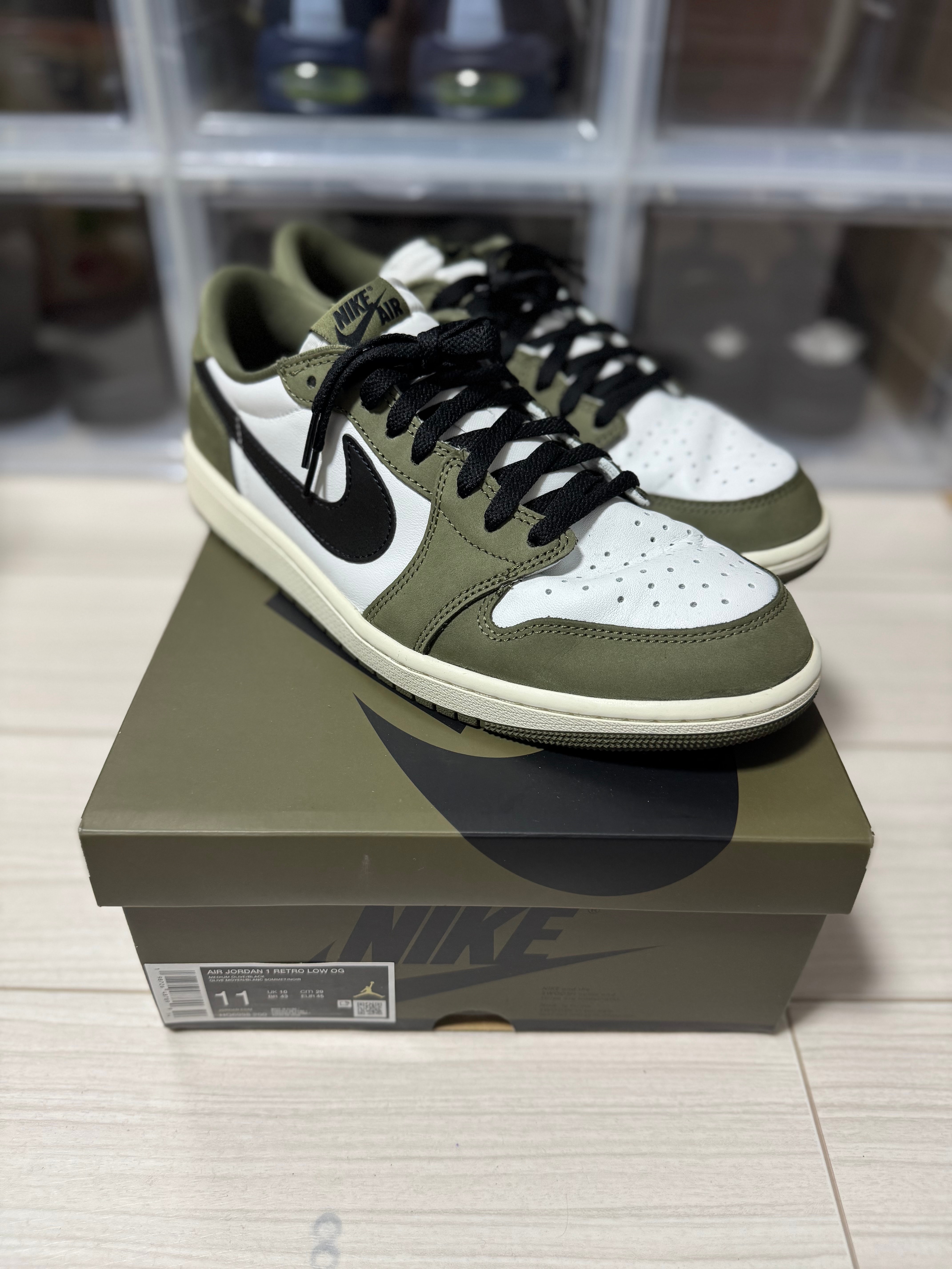 Nike Air Jordan 1 Low OG "Medium Olive and Summit White"