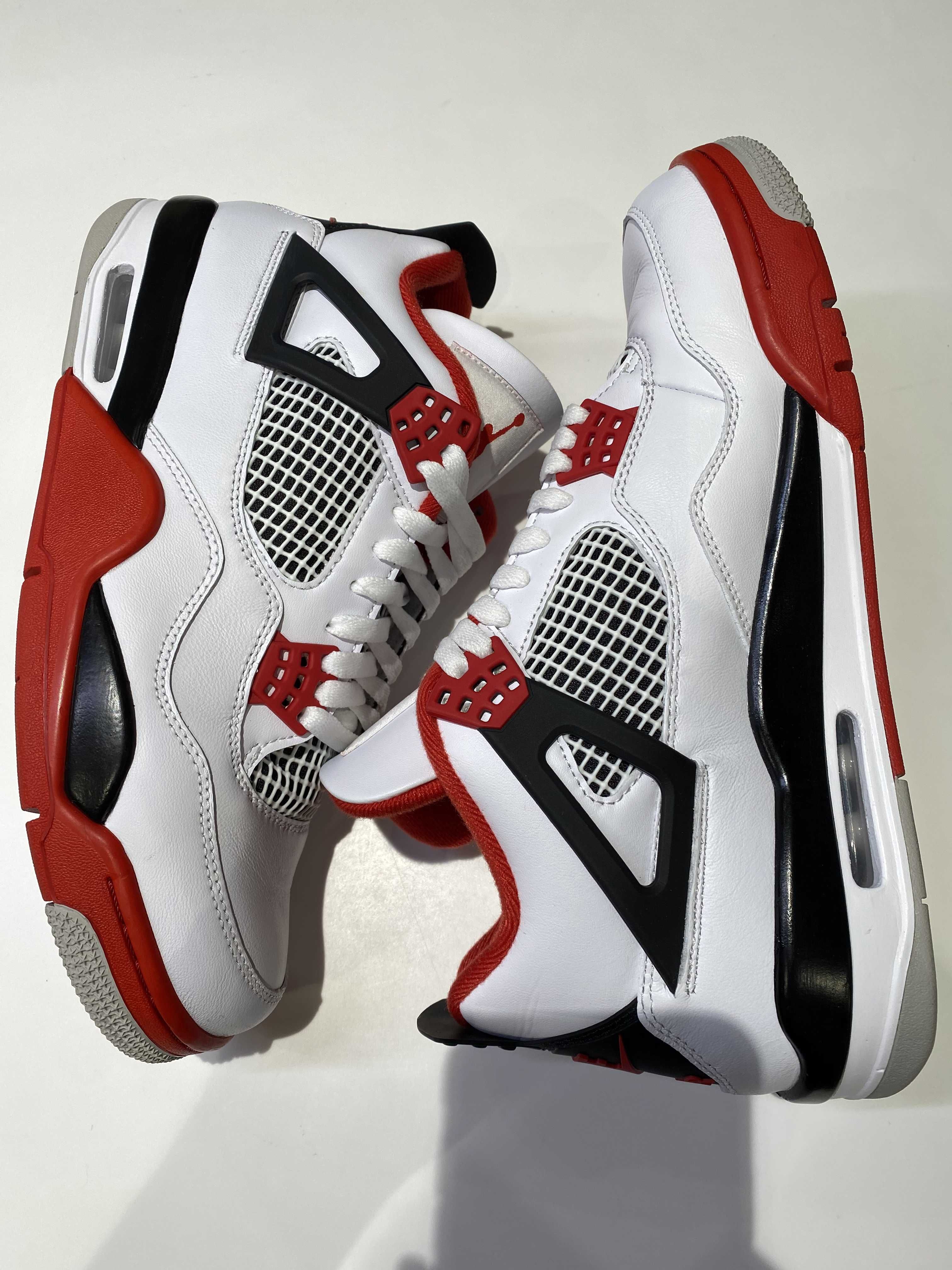 Nike Air Jordan 4 Retro OG "Fire Red" (2020)