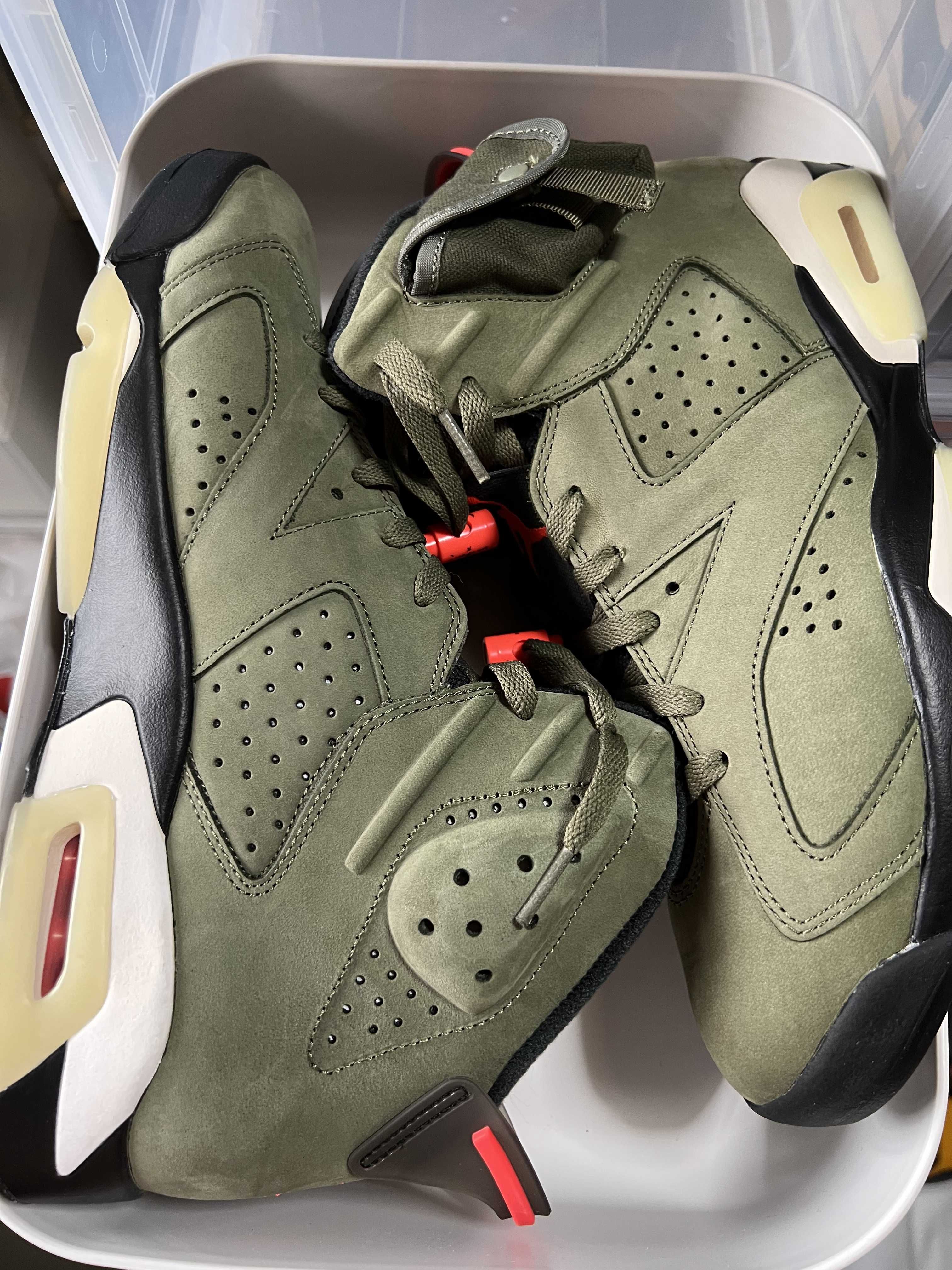 Travis Scott × Nike Air Jordan 6 Retro "Medium Olive"