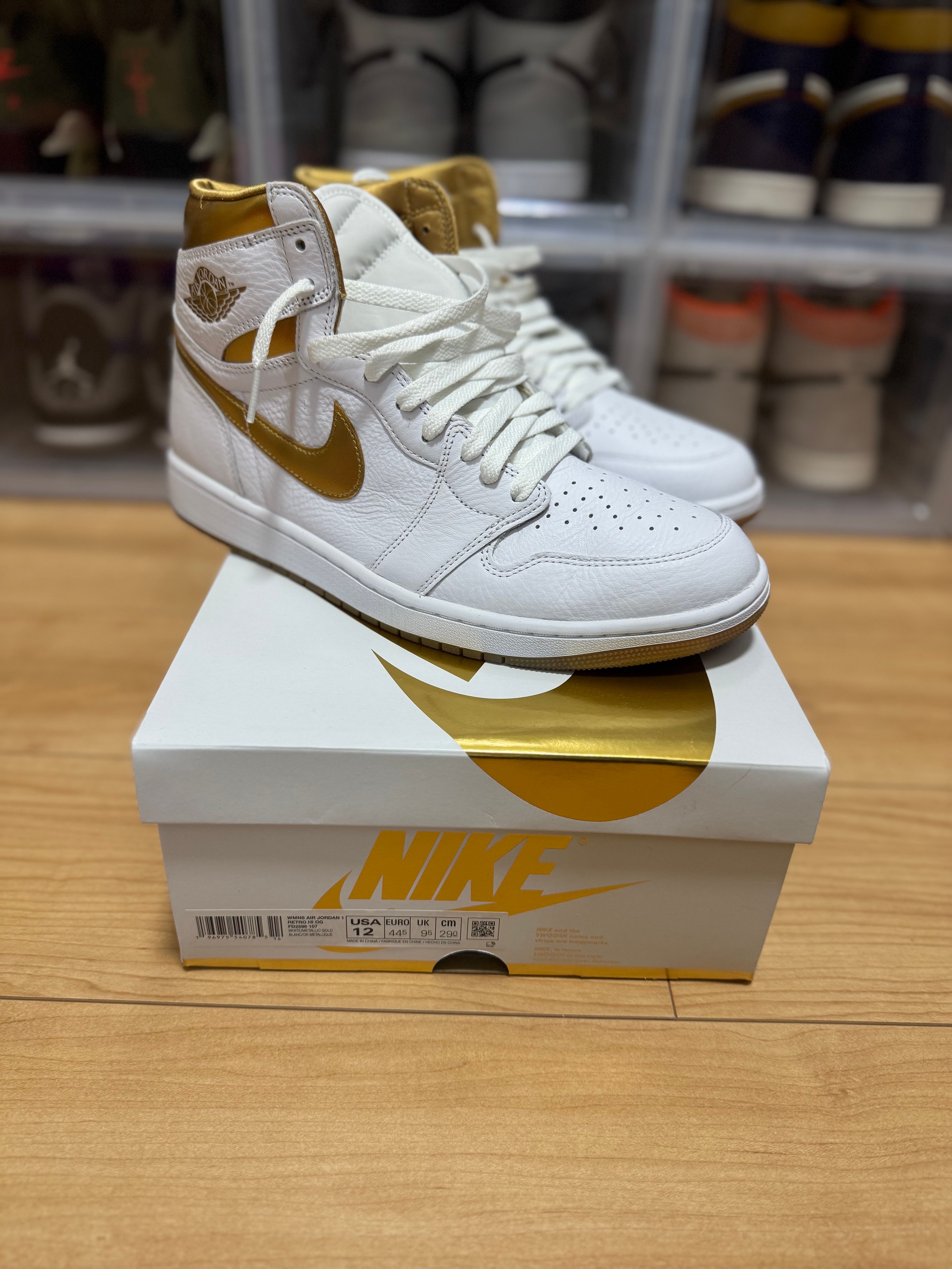 Nike Women's Air Jordan 1 Retro High OG "White and Gold"