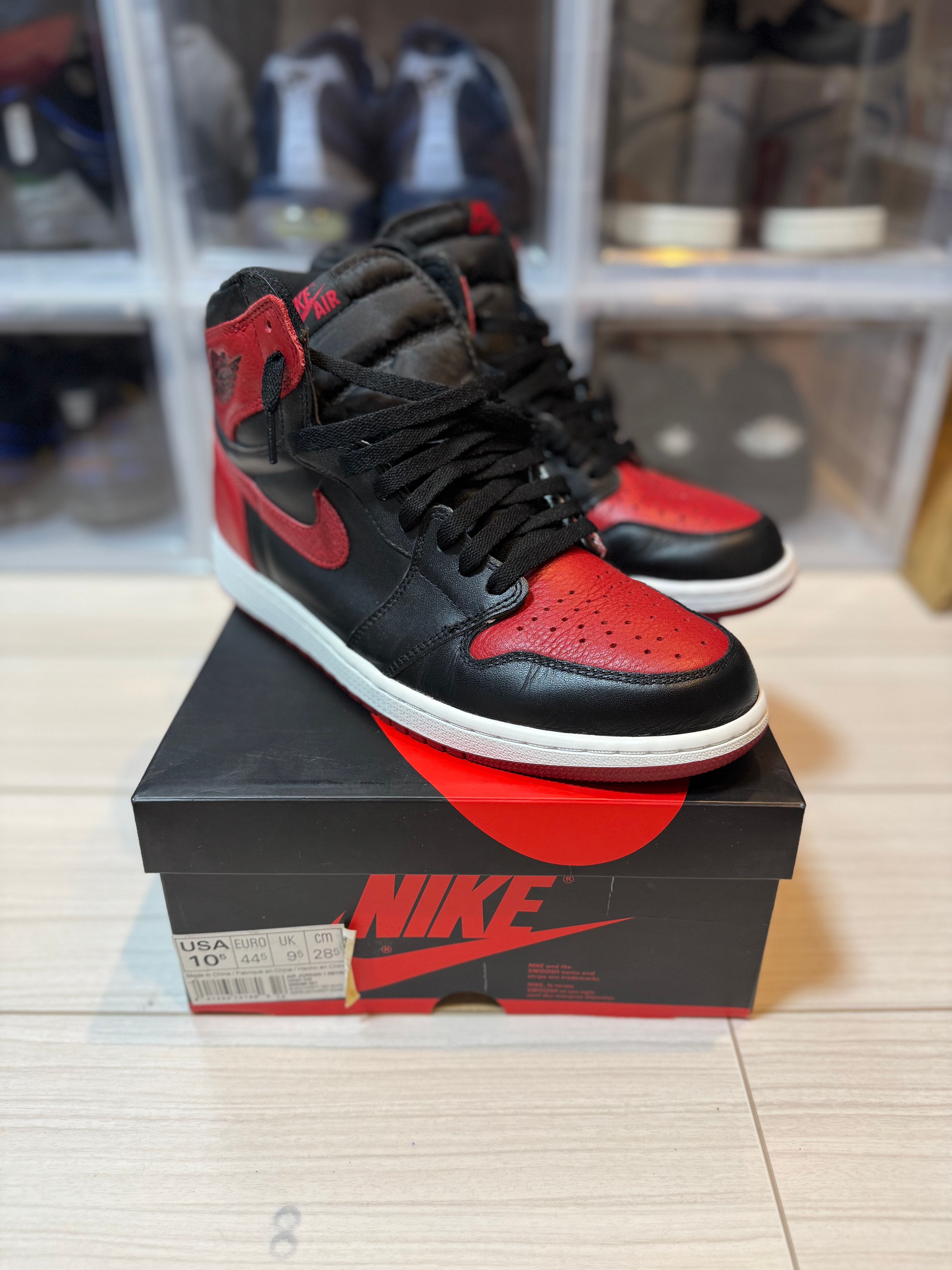 ナイキ エアジョーダン1 レトロ ハイ OG "ブレッド/バンド"