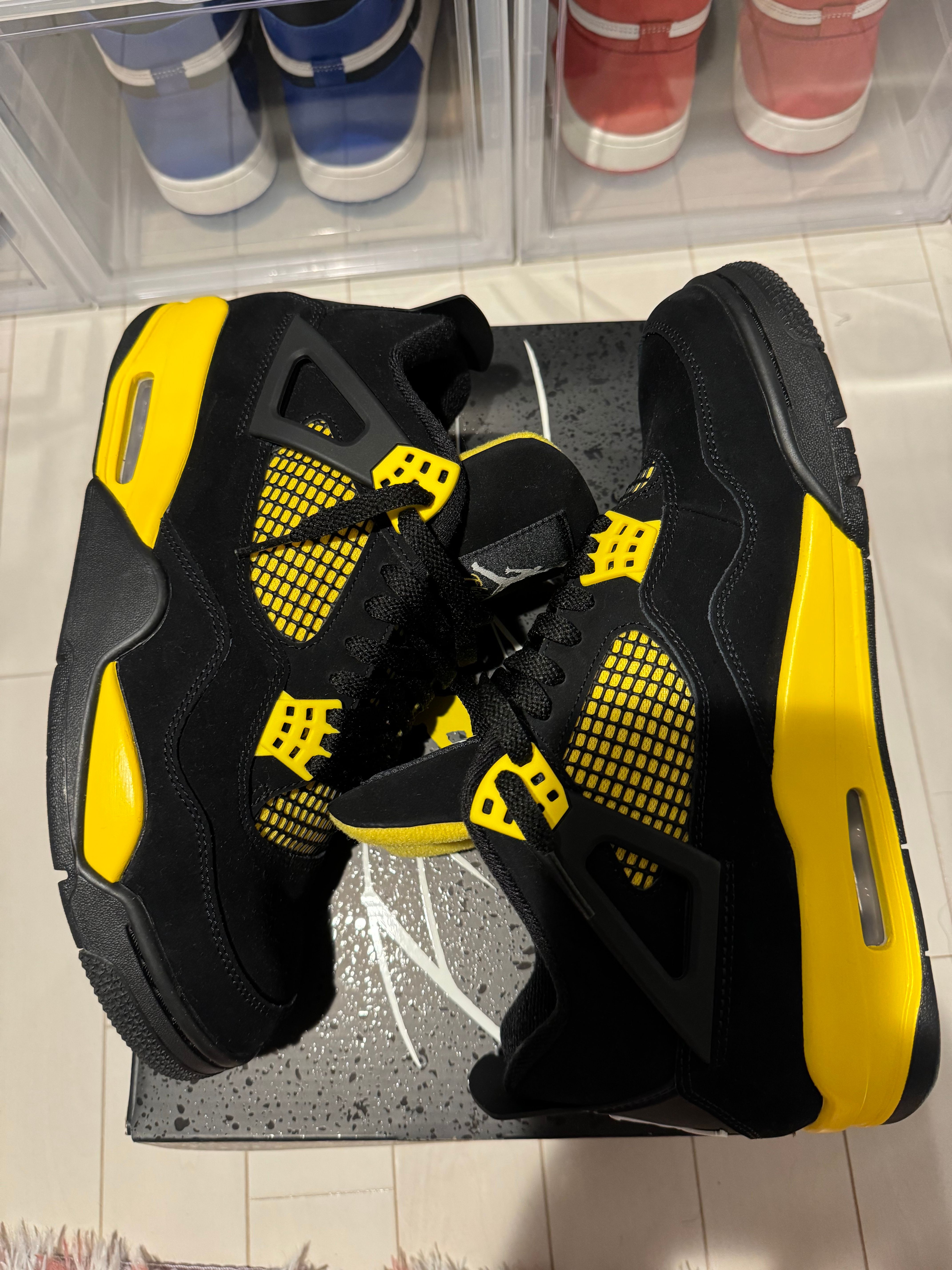 Nike Air Jordan 4 Retro "Thunder"(2023)