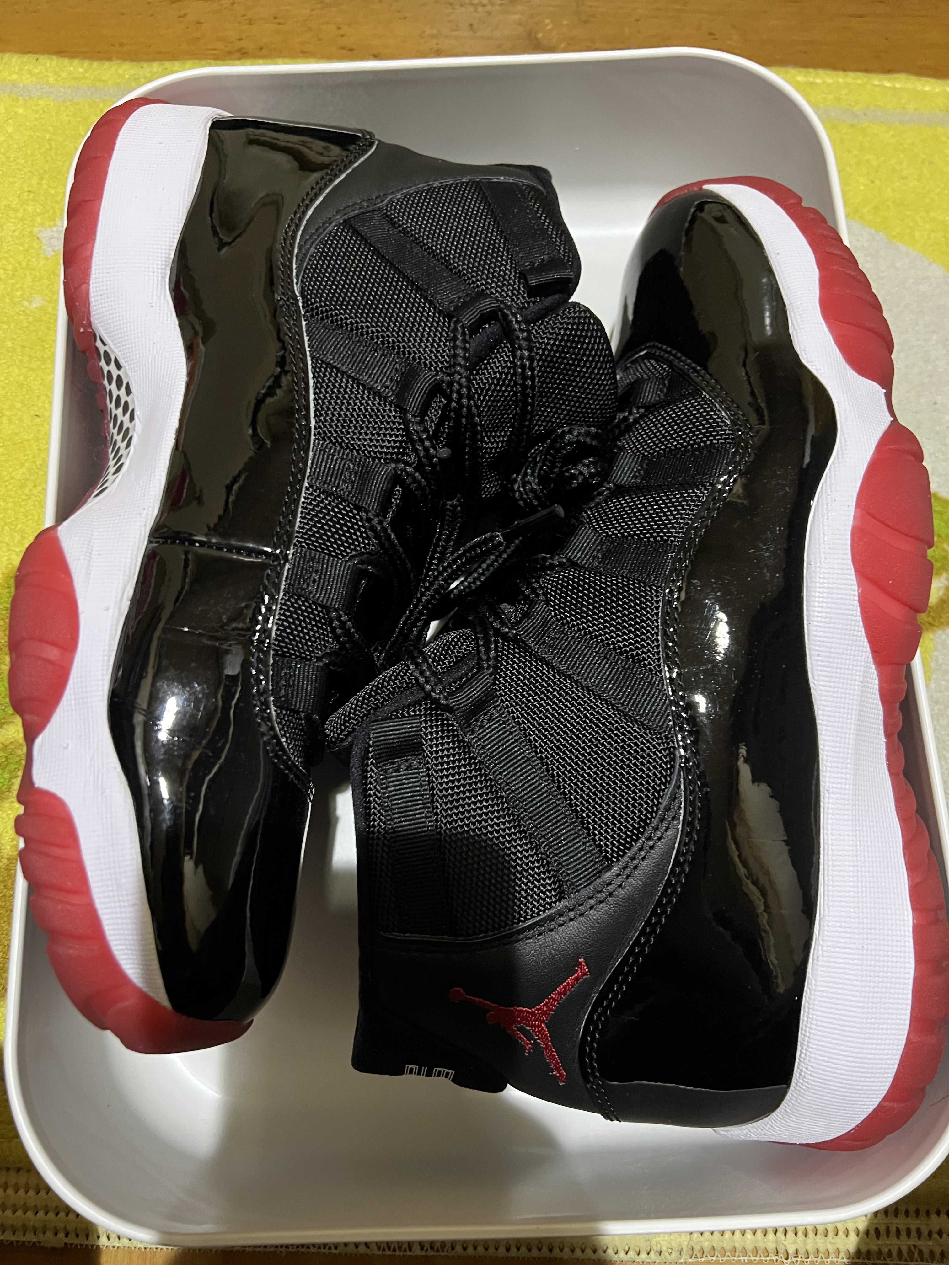 Nike Air Jordan 11 Retro "Bred"