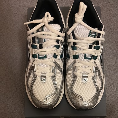 New Balance 1906R "Metallic Silver/Green"