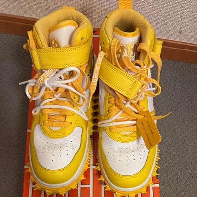 Off-White × Nike Air Force 1 Mid SP LTHR "White and Varsity Maize"