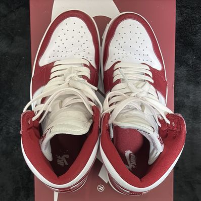 Nike Air Jordan 1 Retro High OG "Artisanal Red"