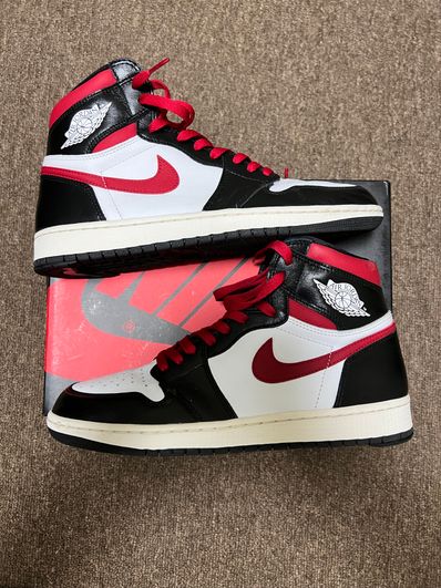 Nike Air Jordan 1 Retro High "Black/White/Sail/Gym Red"