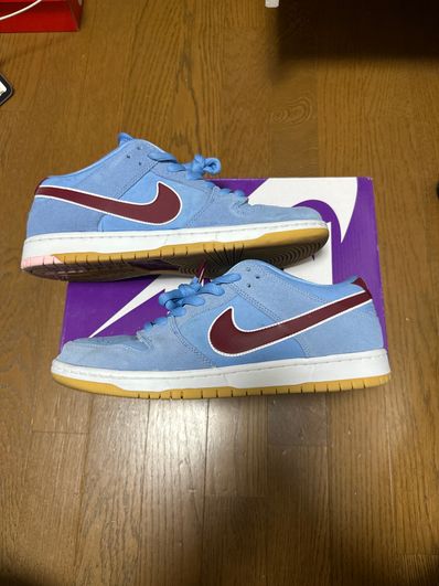 Nike SB Dunk Low Pro "Philadelphia Phillies/Valor Blue and Team Maroon"