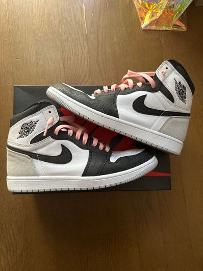 Nike Air Jordan 1 High OG "Bleached Coral"