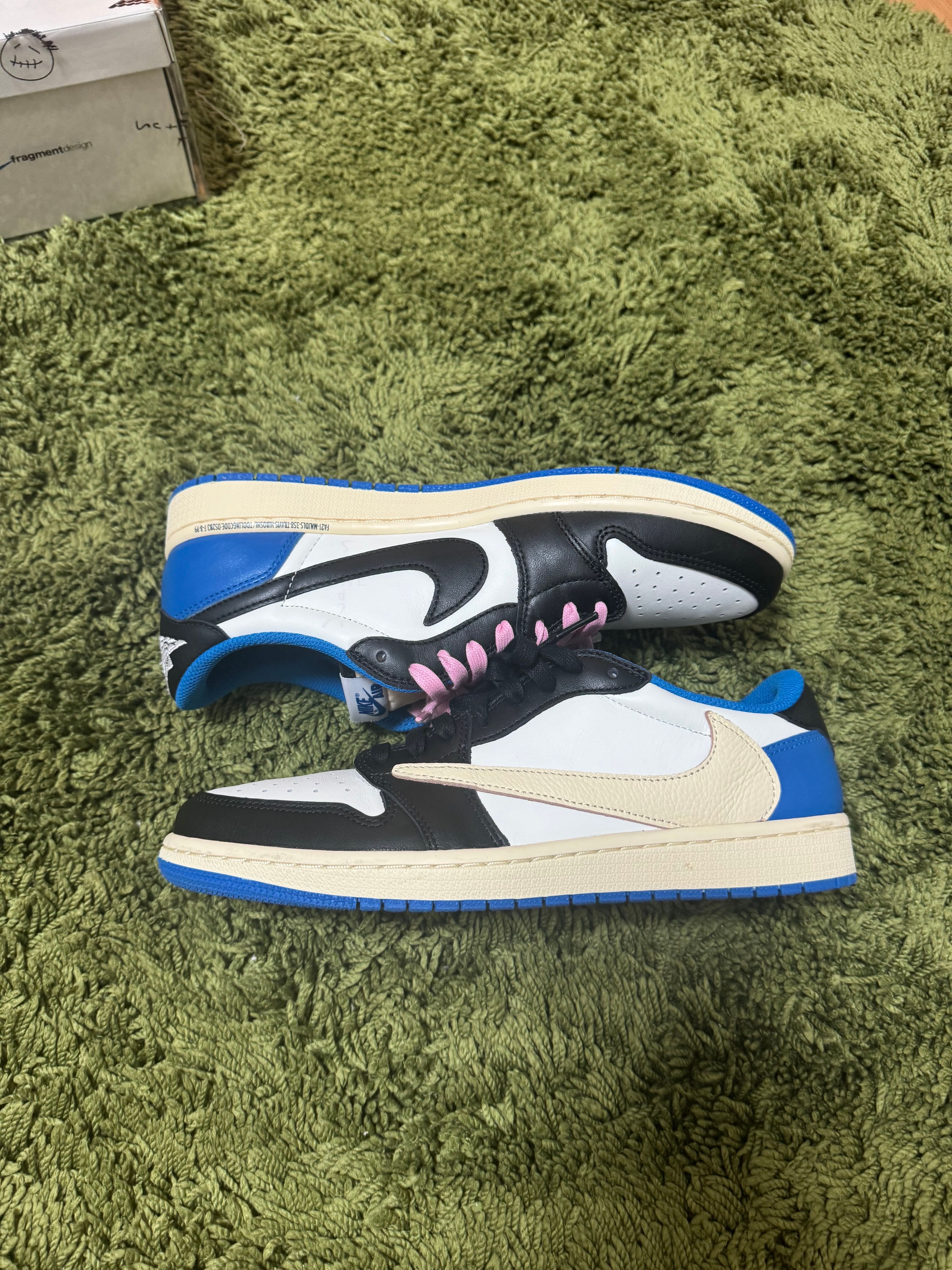 Travis Scott × fragment design × Nike Air Jordan 1 Low OG SP "Military Blue"