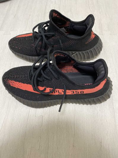 adidas YEEZY Boost 350 V2 "Core Black/Red"