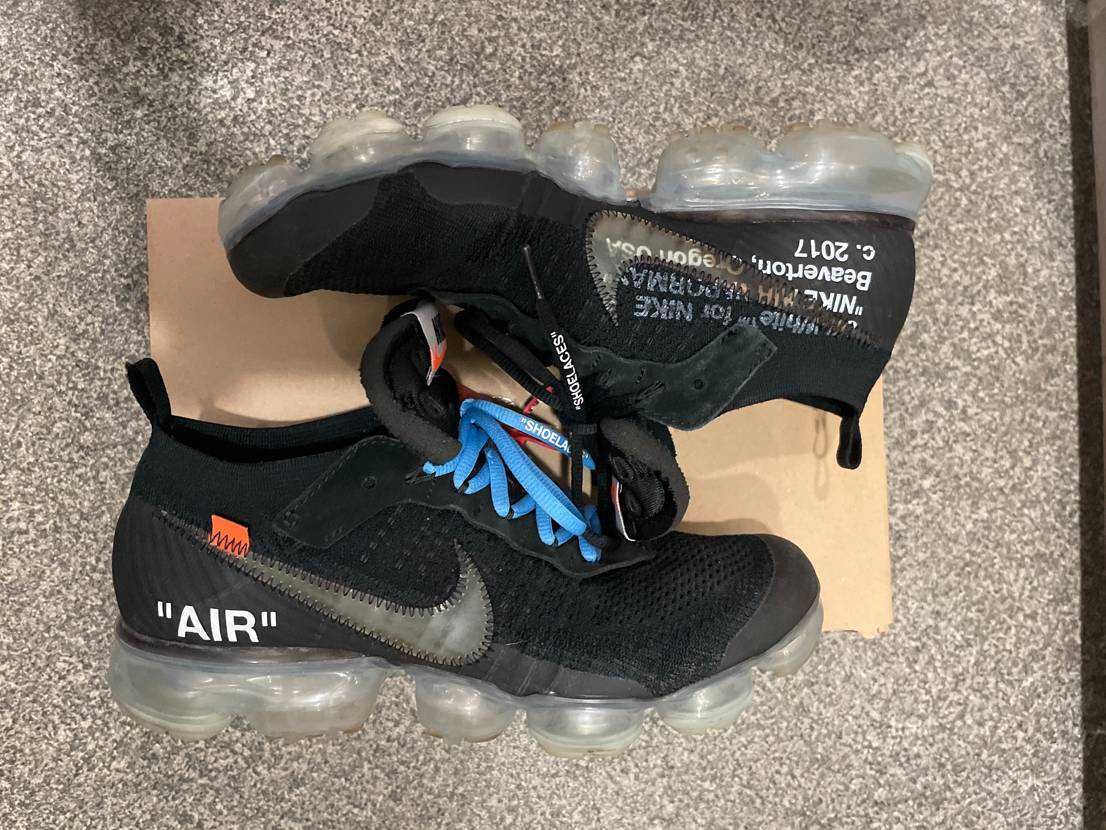 Off-White × Nike Air Vapormax "Black/Total Orange/Clear"