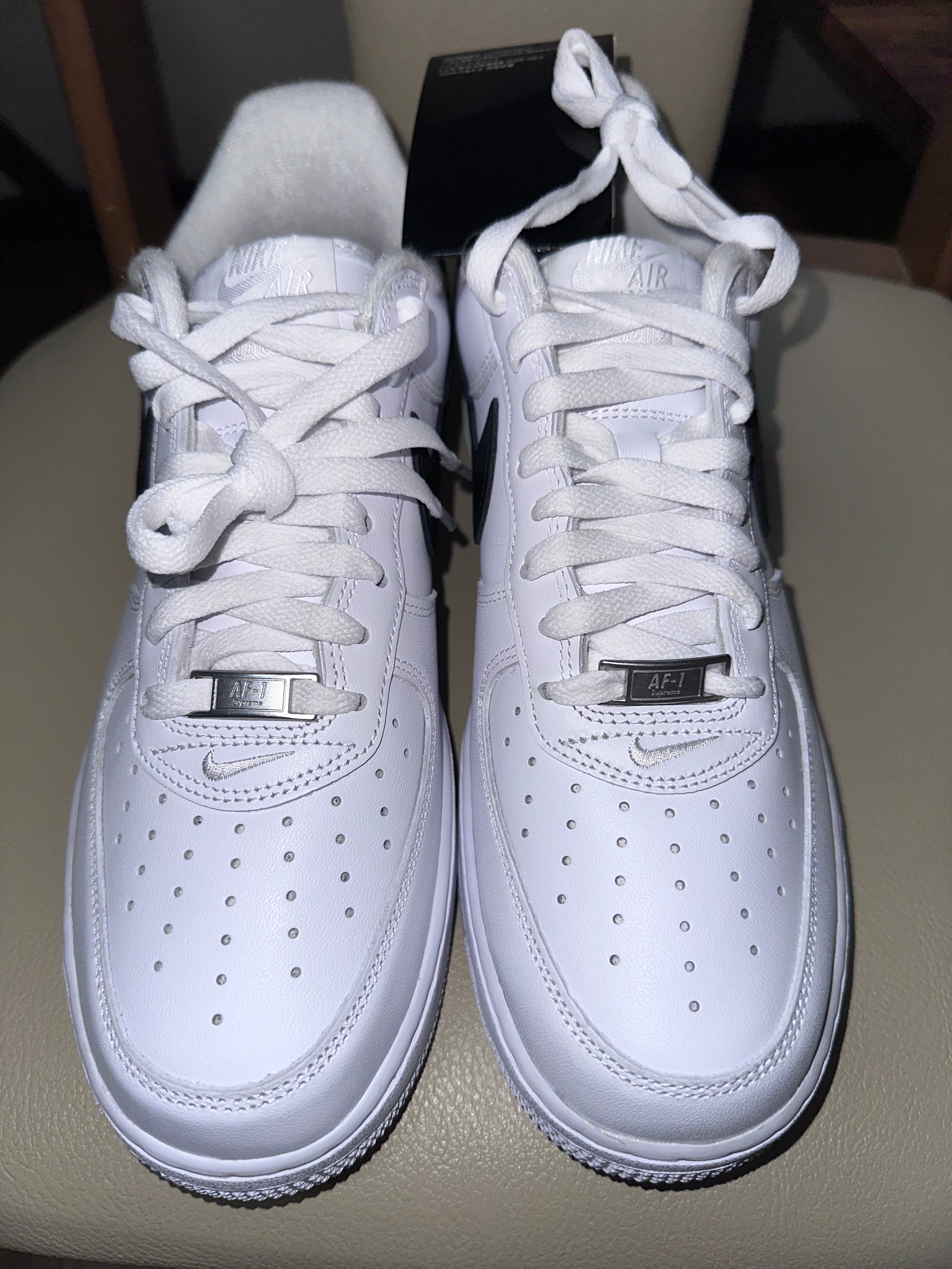 Supreme × Nike Air Force 1 Low "White/Black"