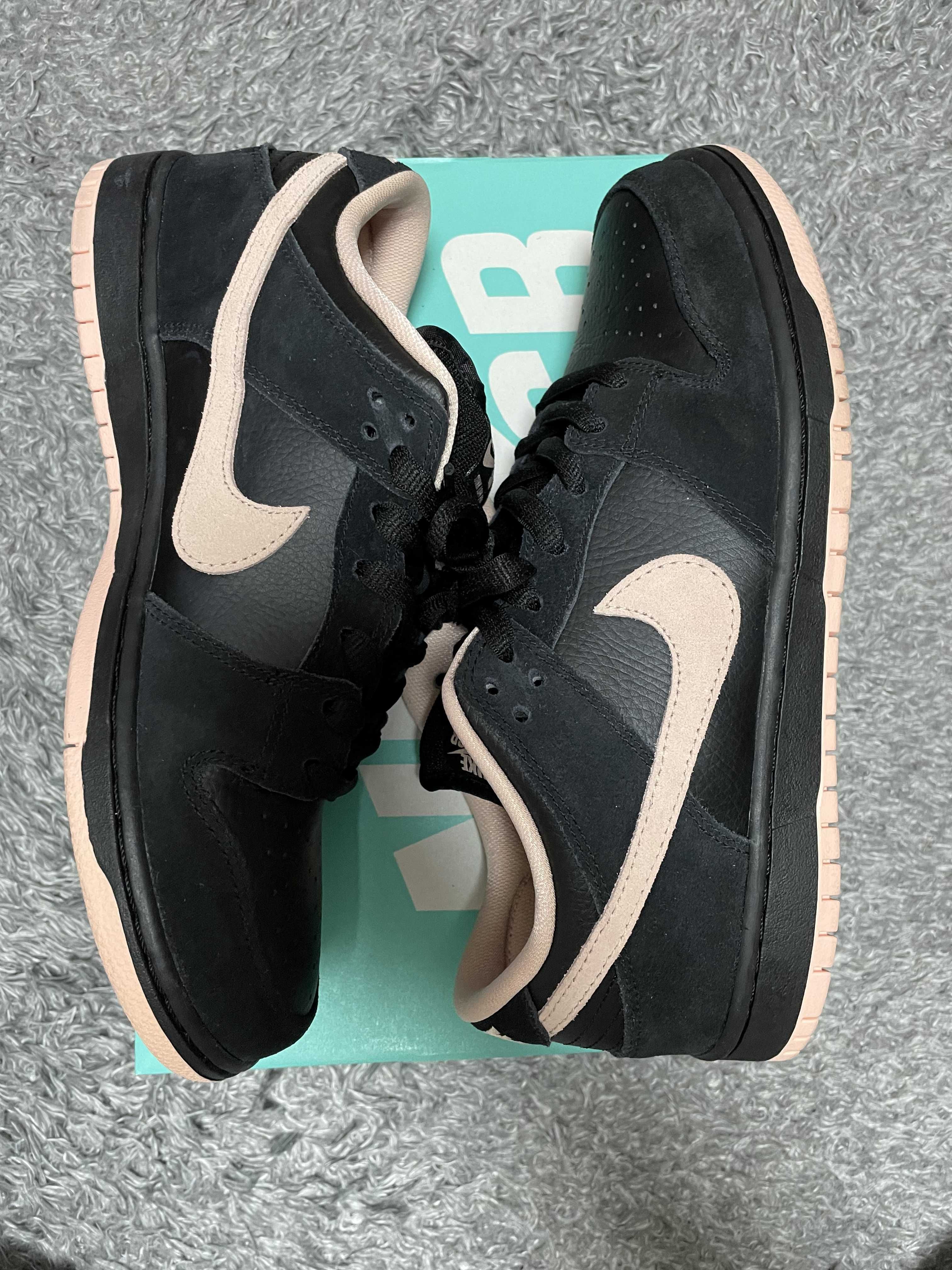 Nike SB Dunk Low PRO "Black/Washed Coral"