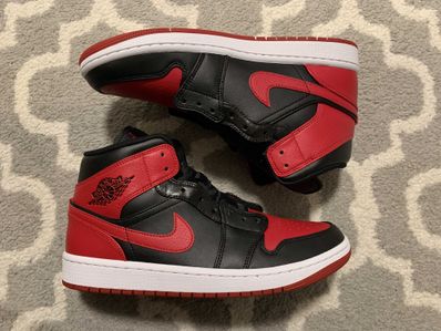 Nike Air Jordan 1 Mid "Bred"