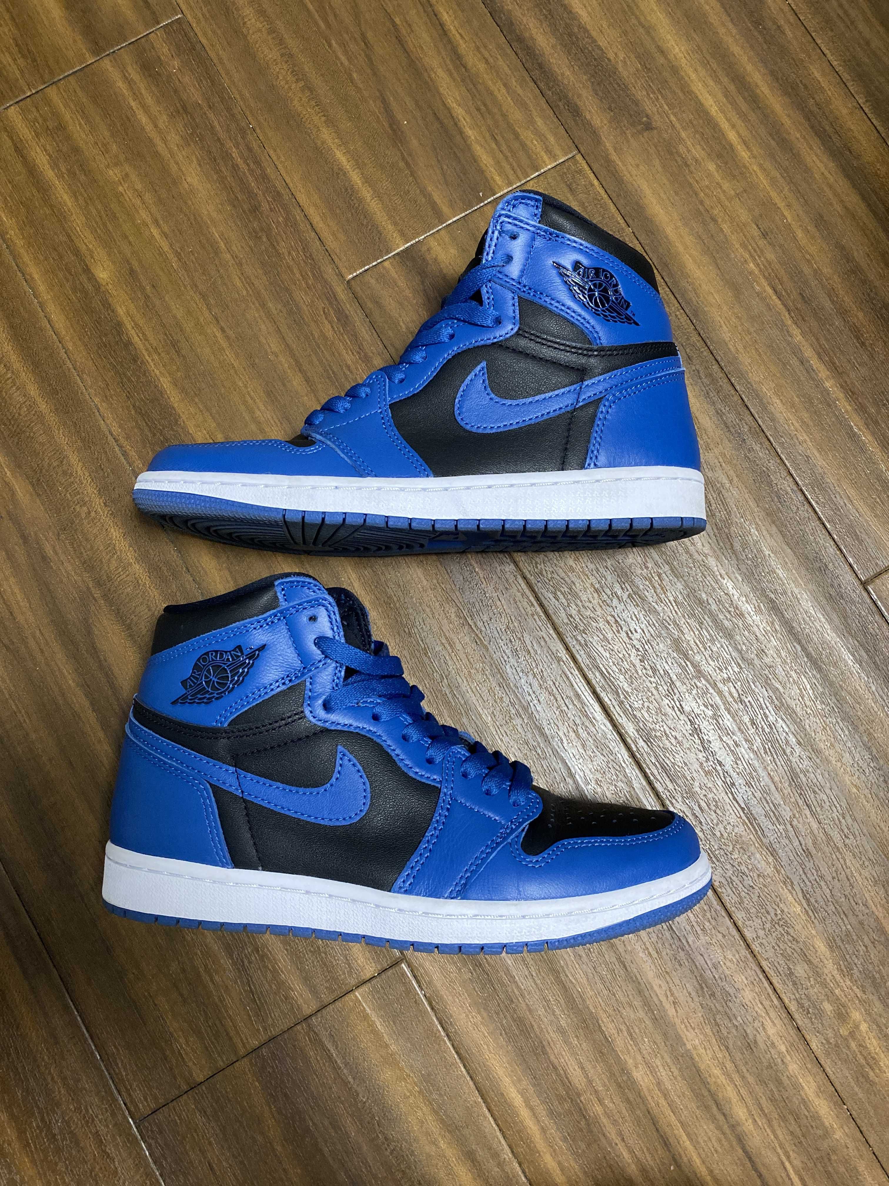 Nike Air Jordan 1 Retro High OG "Dark Marina Blue"