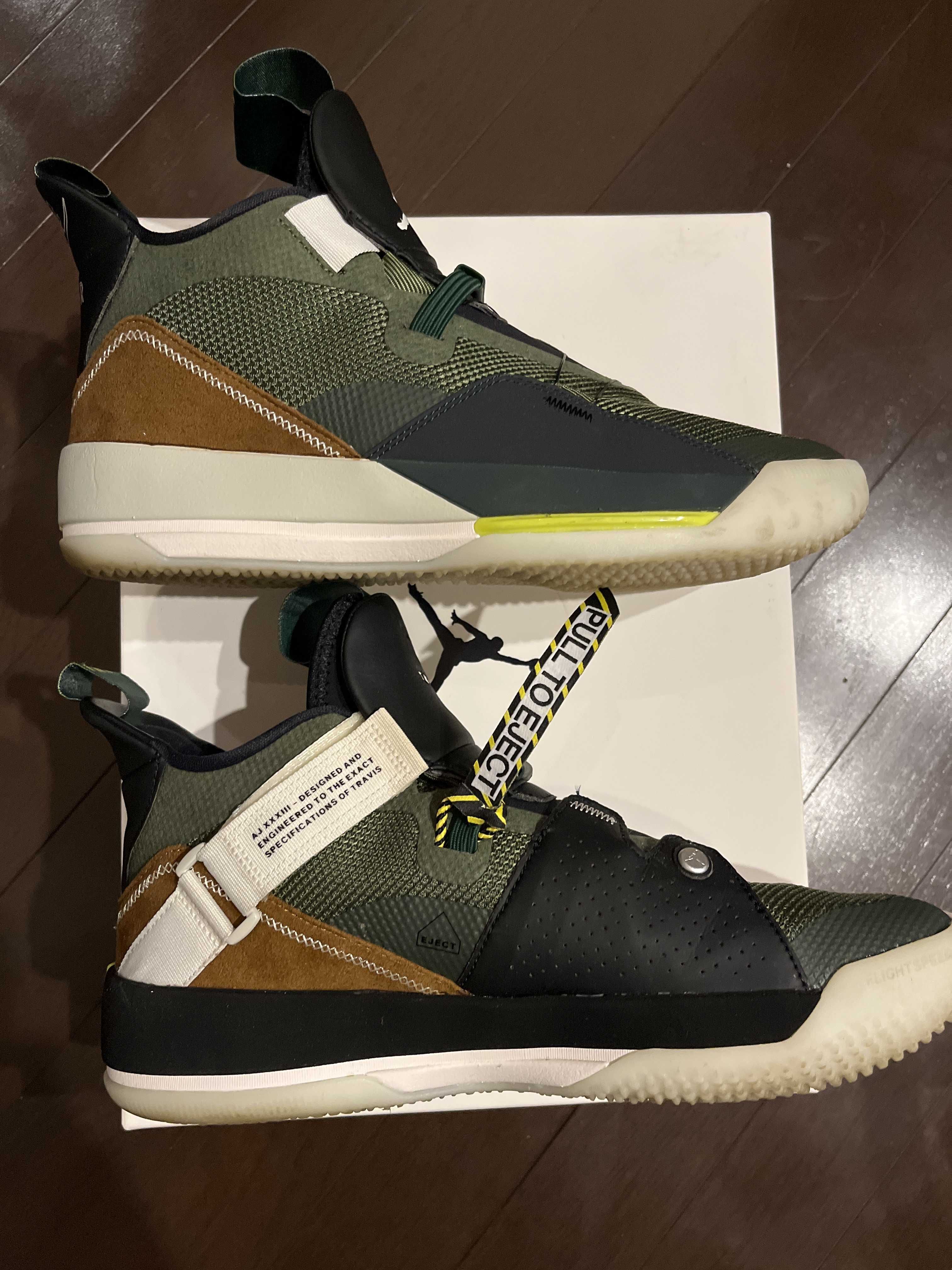 Travis Scott × Nike Air Jordan 33 NRG "Cactus Jack"